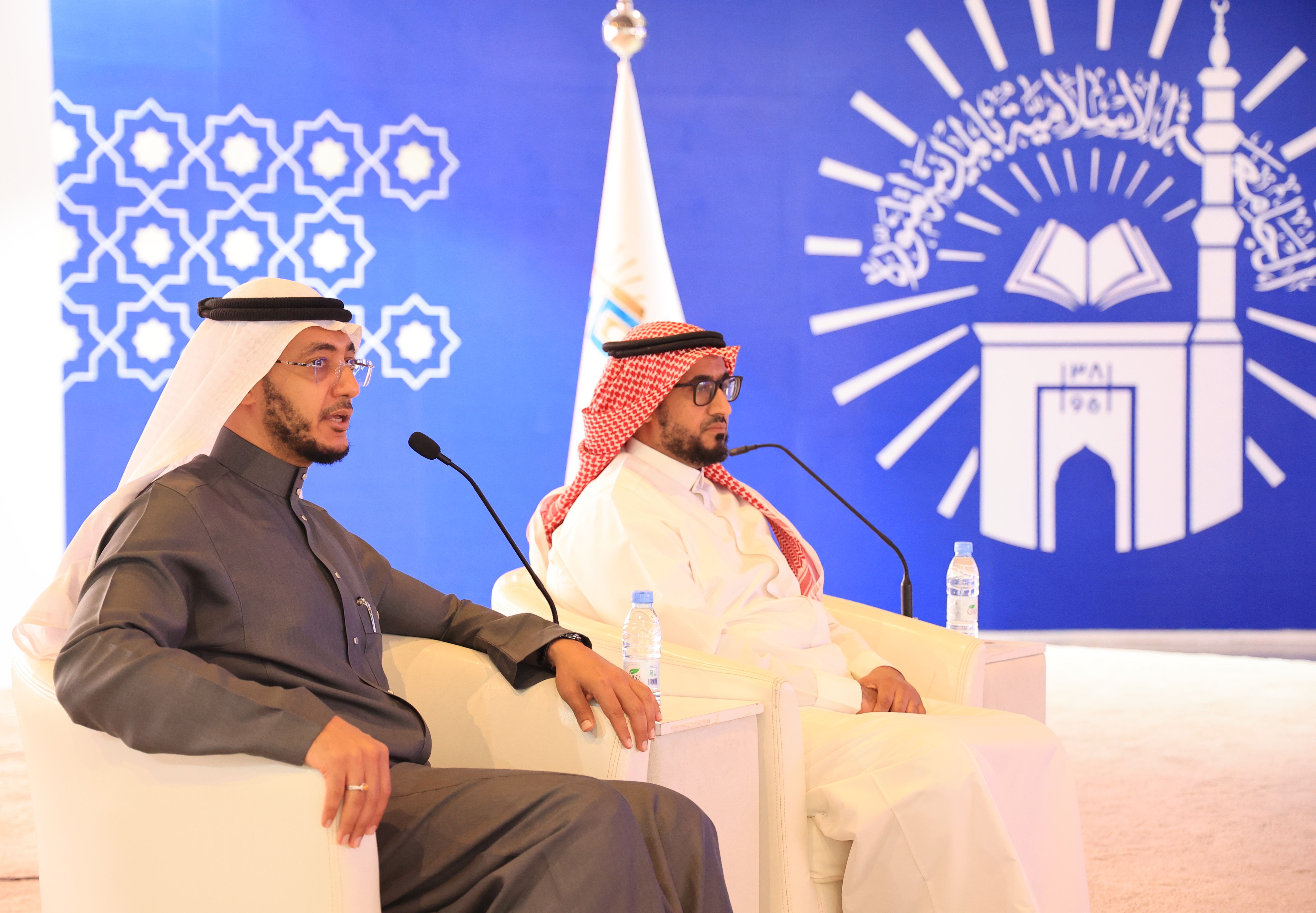 نيابةً عن رئيس الجامعة الإسلامية، وكيل الجامعة للخدمات المشتركة يفتتح الملتقى والمعرض السنوي للطلاب المستجدين - 4