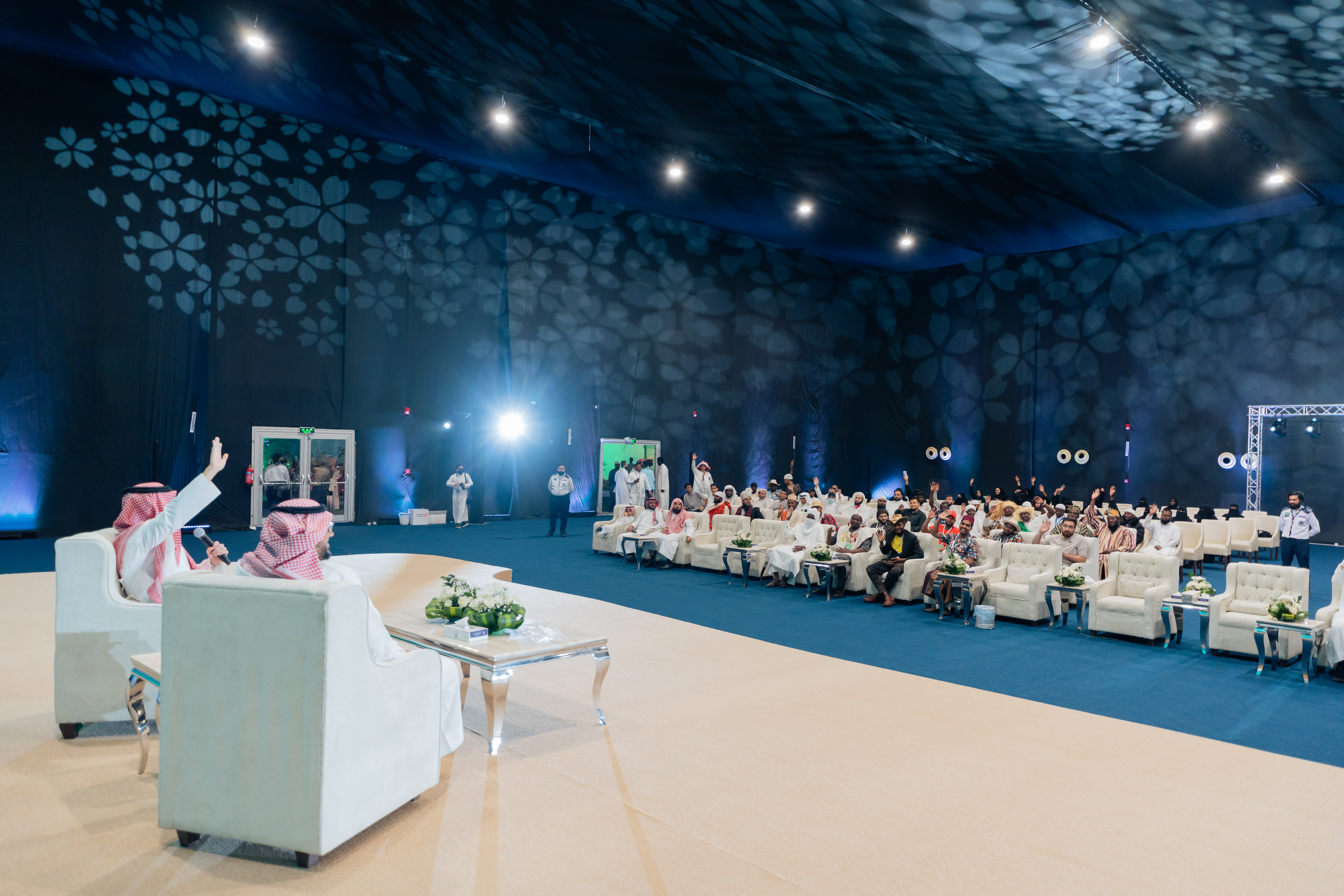 المشرف العام على التحول الرقمي بالجامعة الإسلامية يستعرض فرص ومخاطر الذكاء الاصطناعي - 1