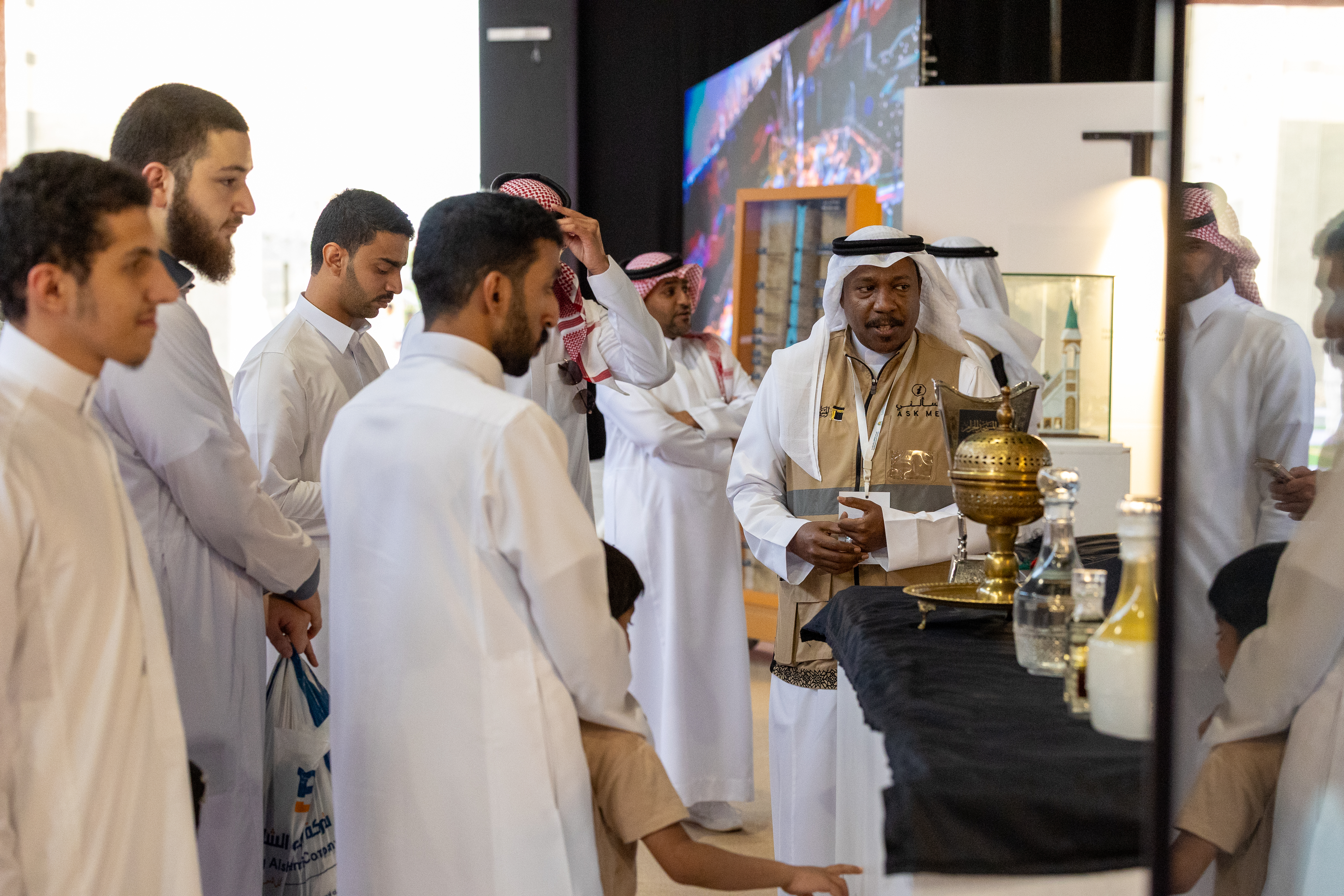 الجناح السعودي بمهرجان "الثقافات والشعوب" يستعرض تاريخ المملكة ومسيرة النماء الوطني - 4