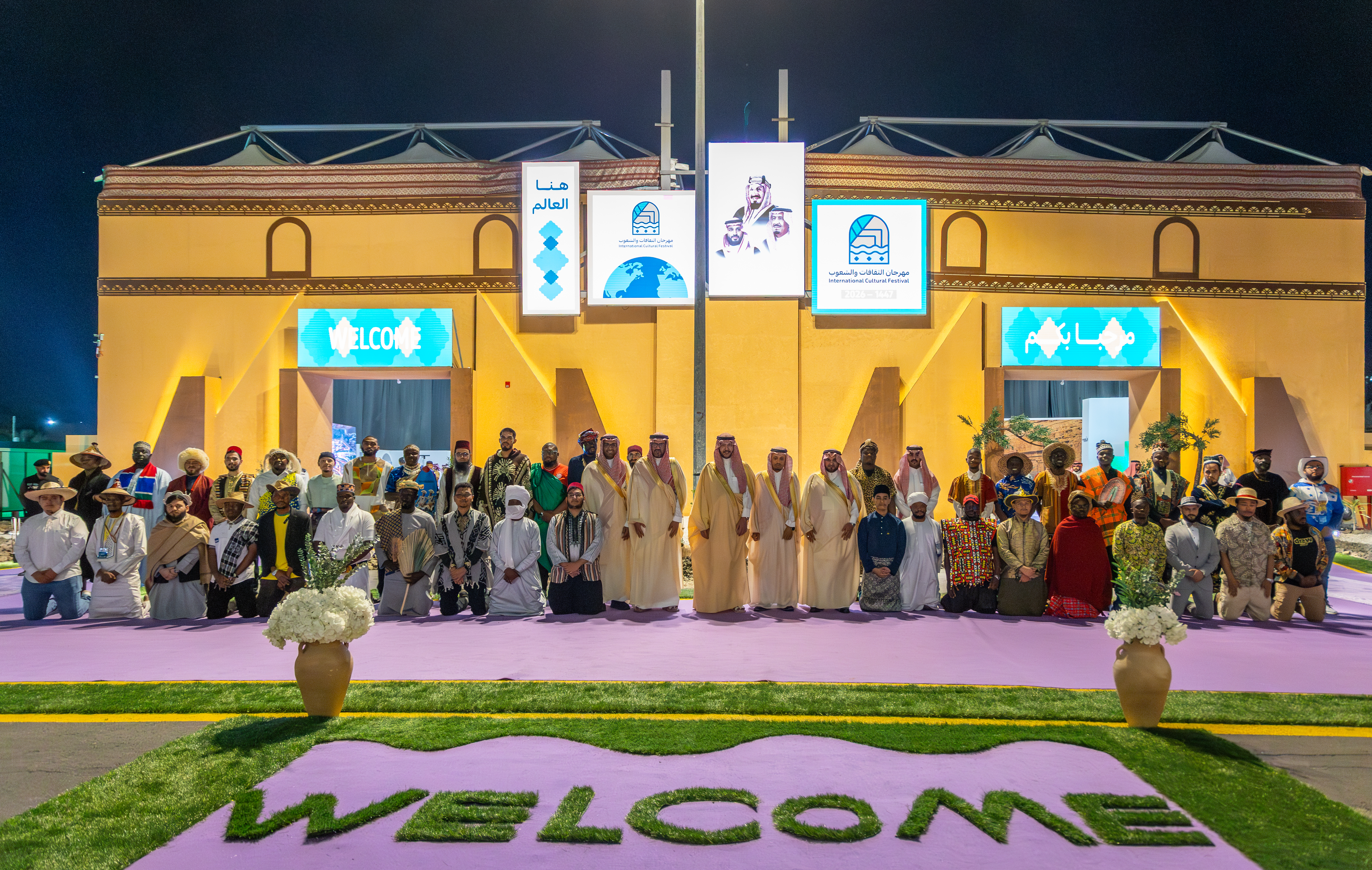 نائب أمير المدينة المنورة يدشّن مهرجان الثقافات والشعوب في نسخته الرابعة عشرة - 9
