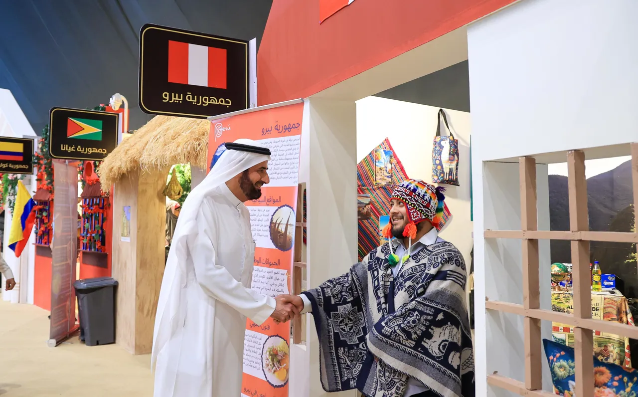 رئيس الجامعة الإسلامية يستقبل معالي وزير الحج والعمرة - 1