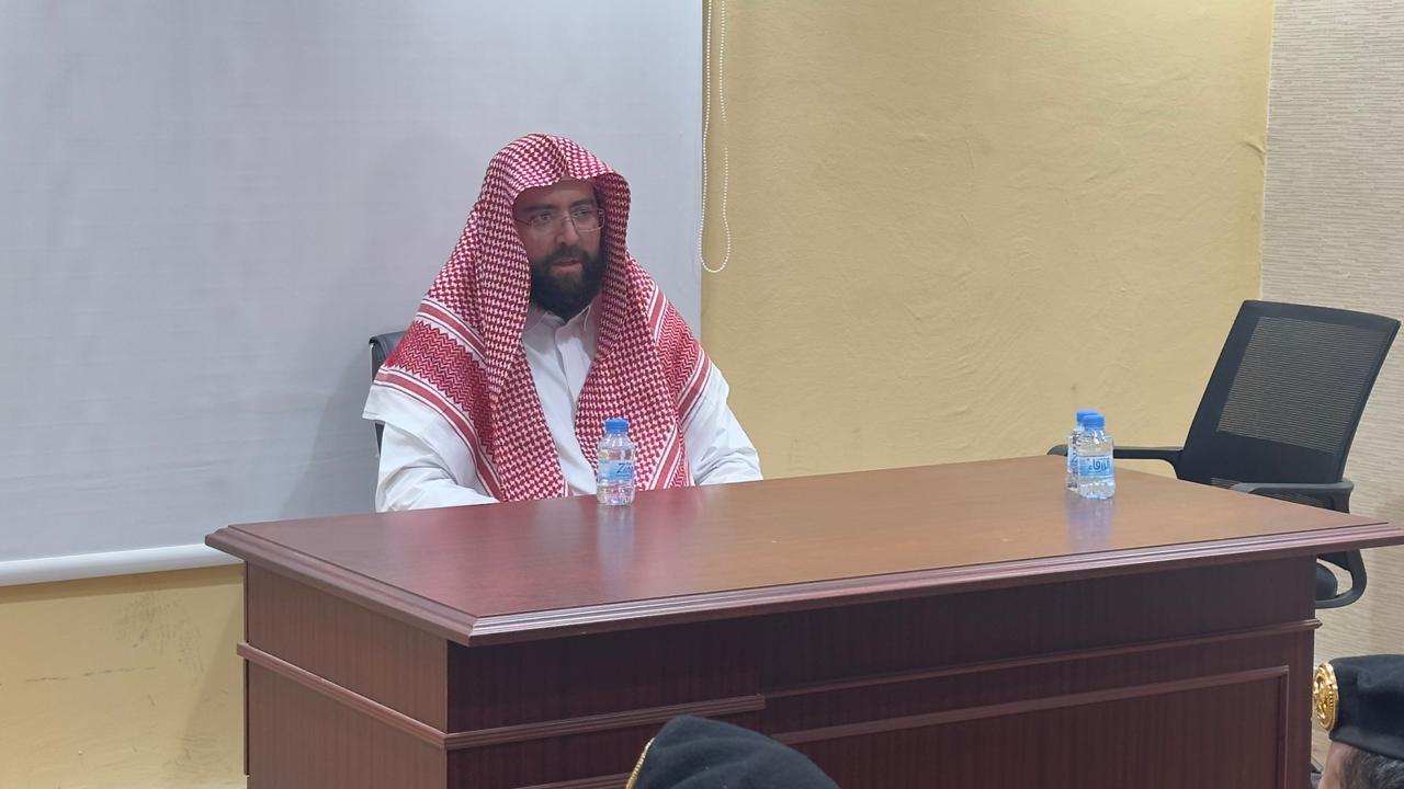 تنفيذ محاضرة بعنوان (تعزيز الولاء والانتماء للوطن) يوم الأربعاء 26-ذو القعدة-1447 ه، في إدارة دوريات الأمن - 4