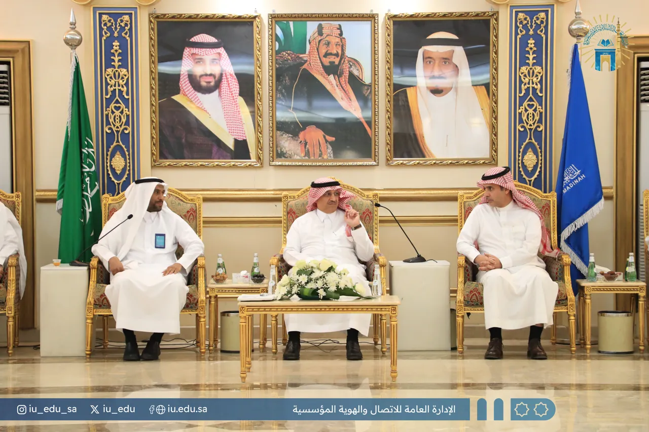 The Minister of Education patronizes the celebration of the International Day for Tolerance and the World International Students Day at Islamic University of Madinah - 5