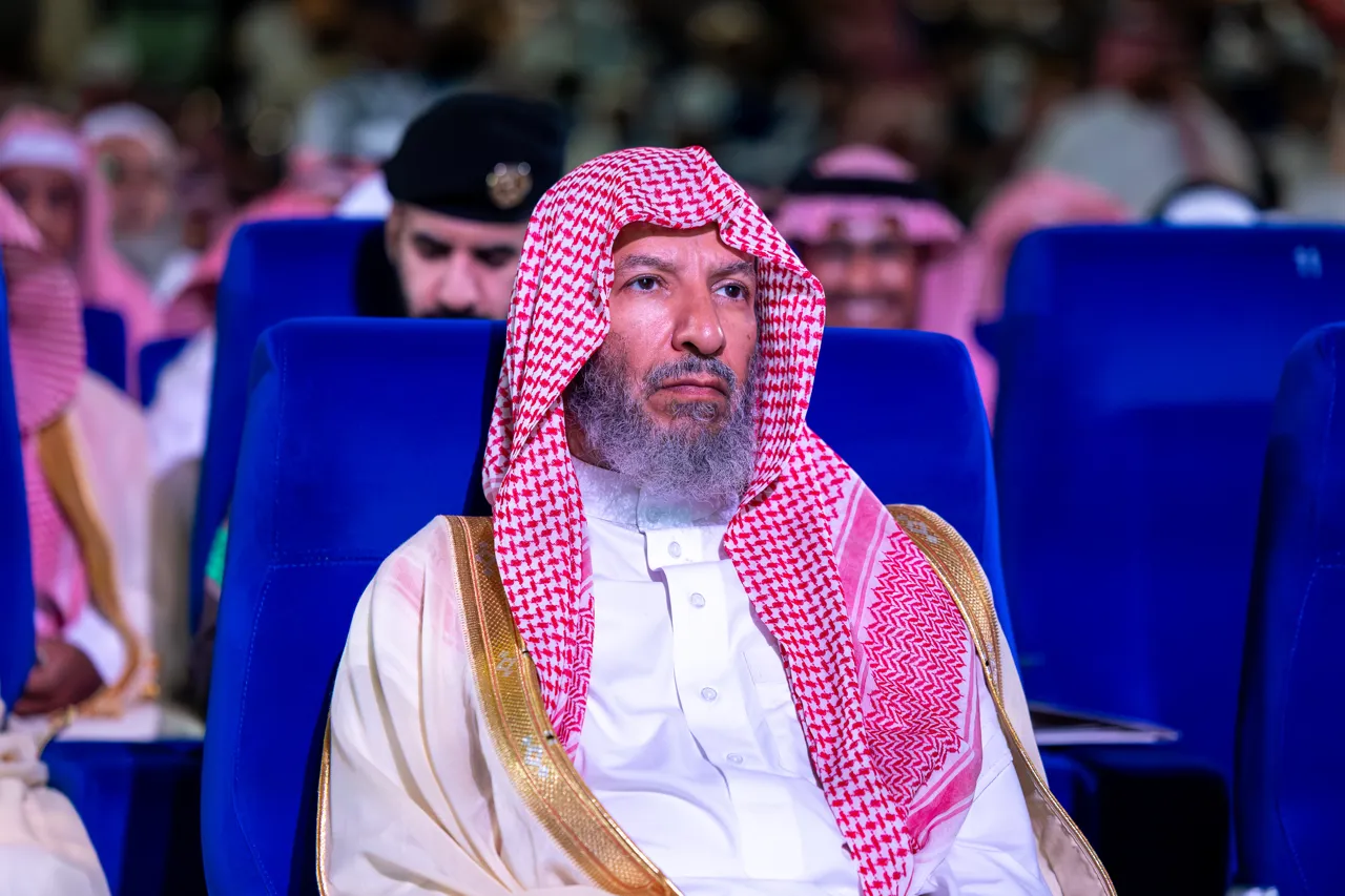 سمو أمير منطقة المدينة المنورة يفتتح أعمال المؤتمر الدولي لجهود المملكة في مواجهة الانحرافات الفكرية بالجامعة الإسلامية - 7