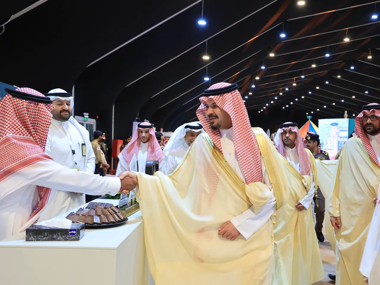 دشن صاحب السمو الملكي الأمير سلمان بن سلطان بن عبد العزيز، أمير منطقة المدينة المنورة، مهرجان الثقافات والشعوب في دورته الثانية عشرة. - 12
