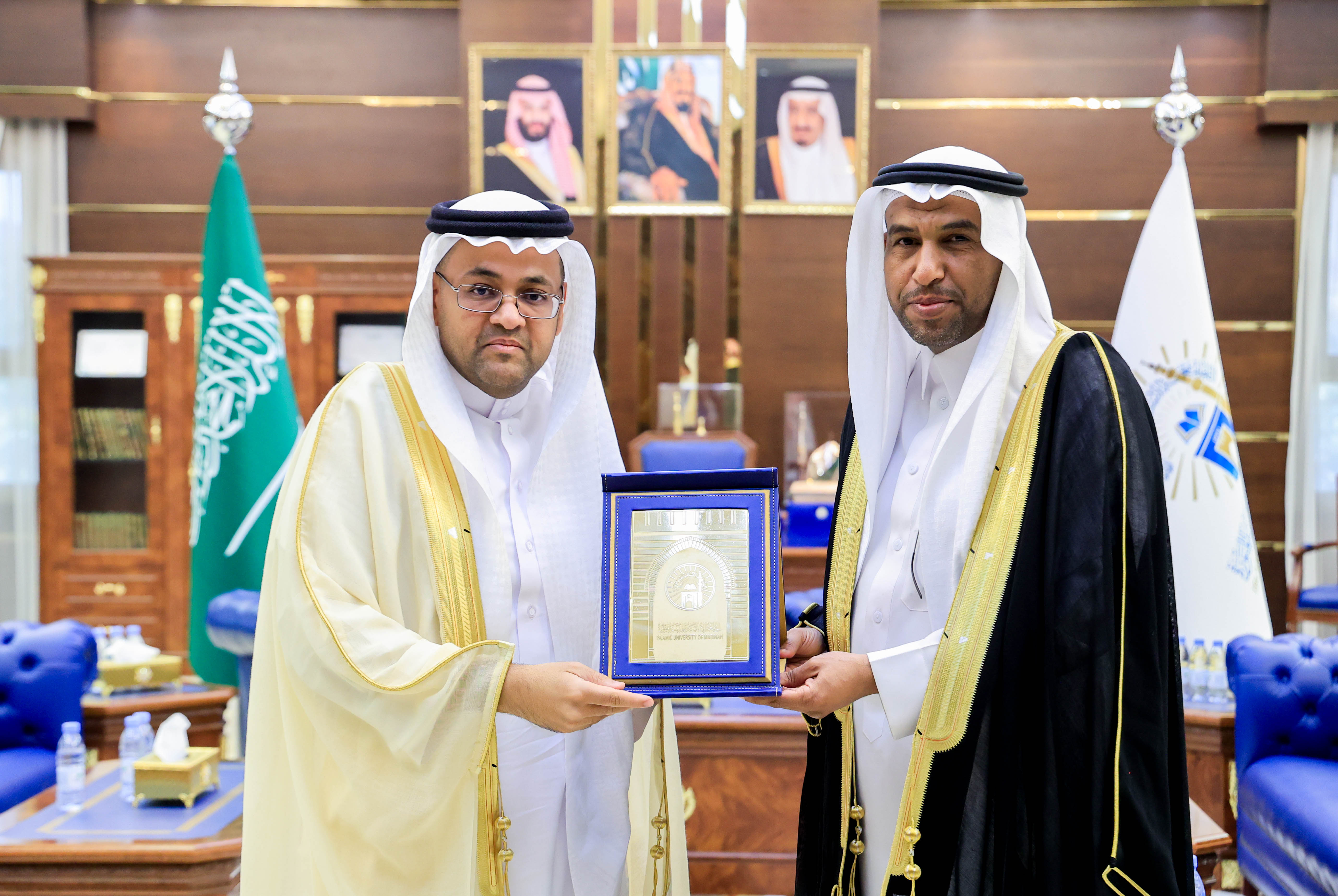 استقبل سعادة رئيس الجامعة الاسلامية⁩ المكلف، أ.د. حسن بن عبدالمنعم العوفي، المشرف العام المكلف على هيئة تنمية البحث والتطوير والابتكار د. محمد العتيبي، - 4