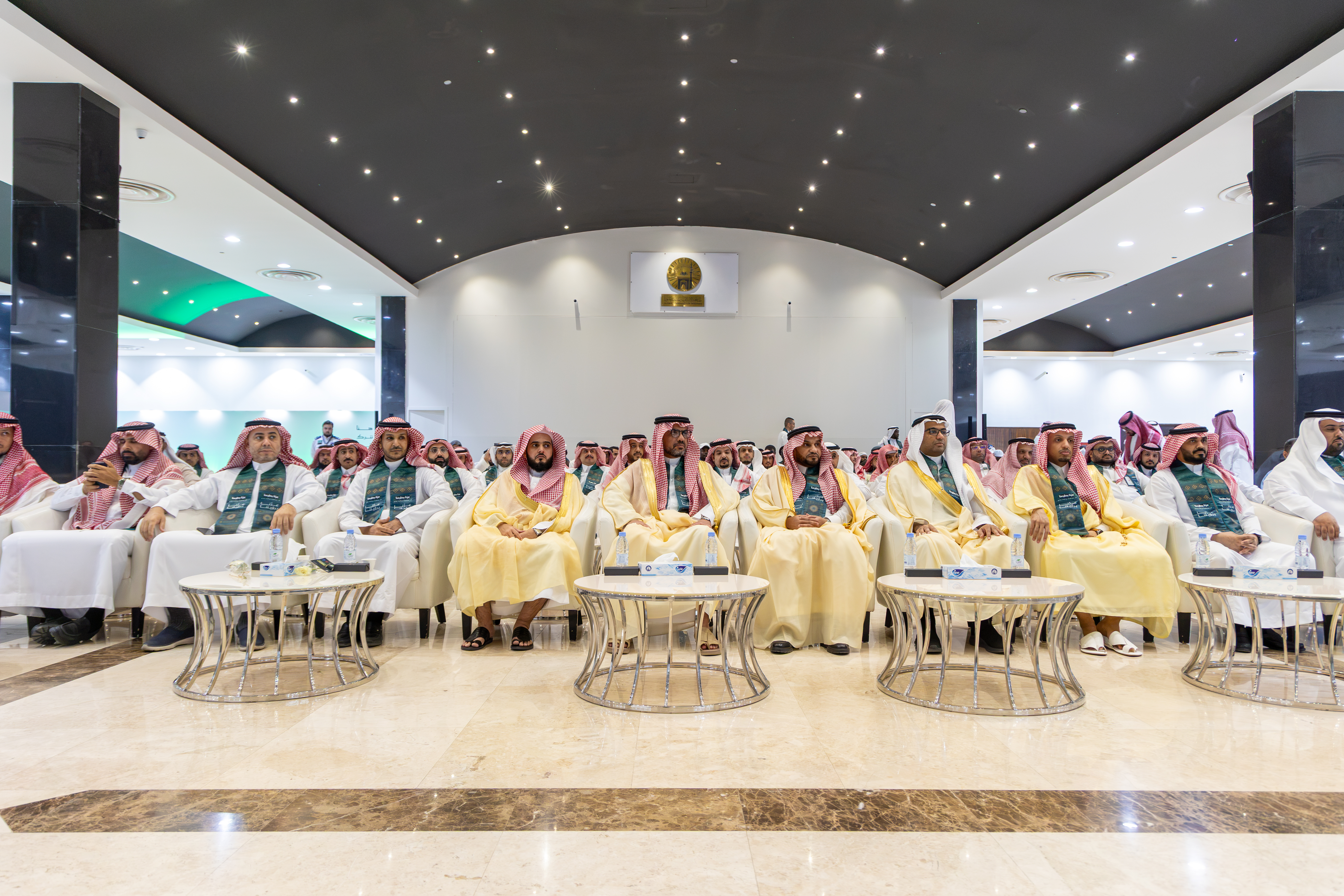 رئيس الجامعة الإسلامية يدشّن فعاليات احتفاء الجامعة باليوم الوطني السعودي الـ 96 «عزنا بطبعنا» - 3