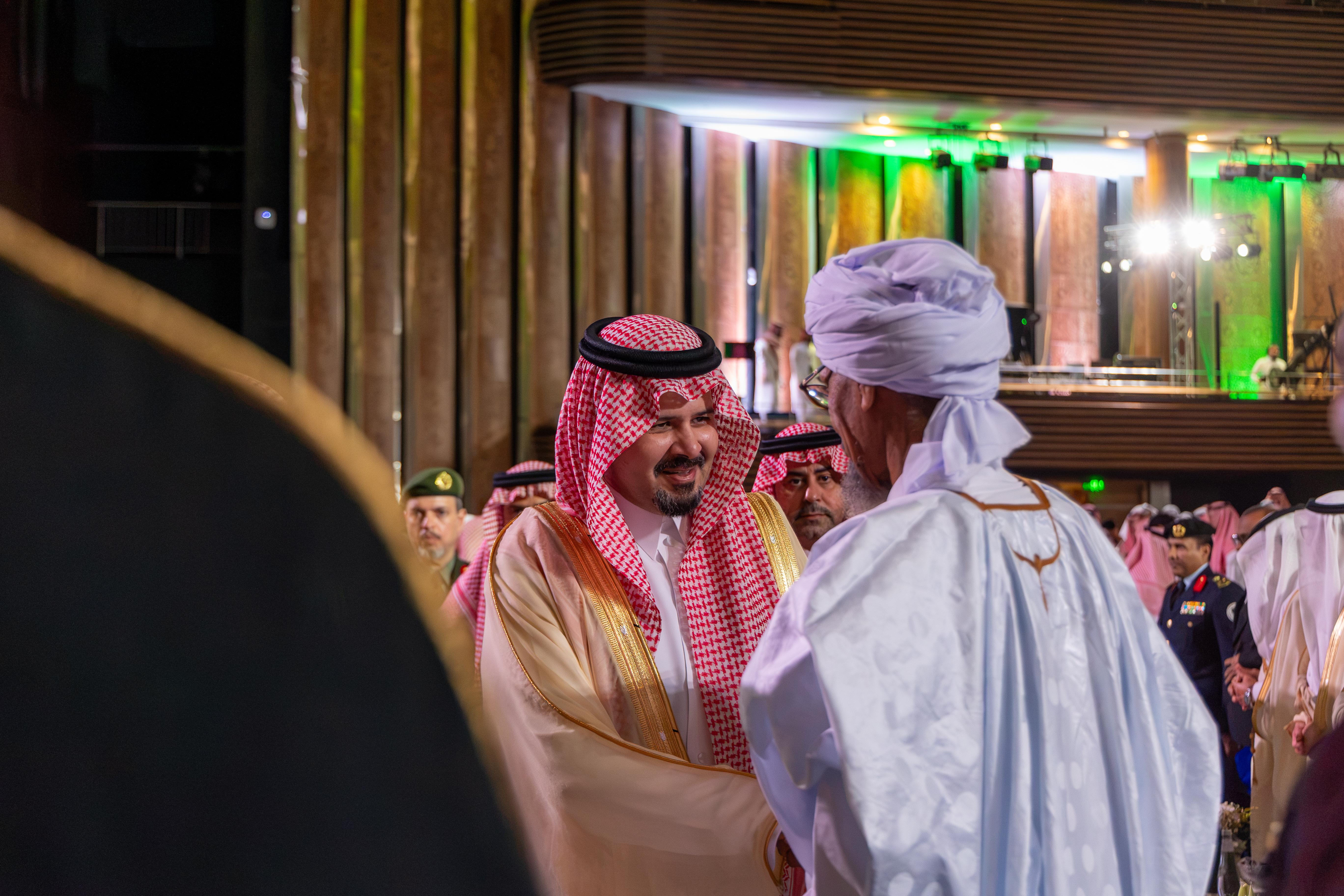 سمو أمير منطقة المدينة المنورة يفتتح أعمال المؤتمر الدولي لجهود المملكة في مواجهة الانحرافات الفكرية بالجامعة الإسلامية - 2