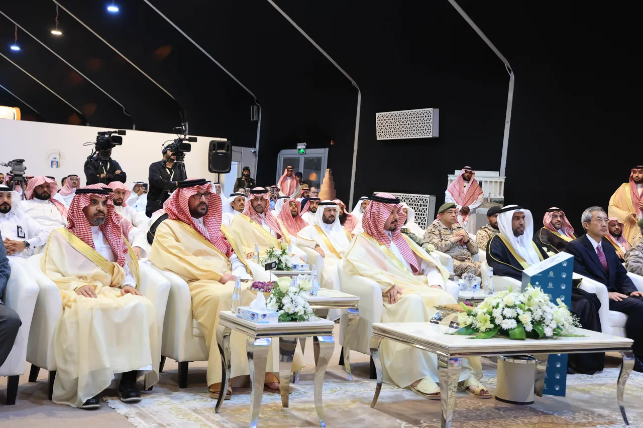 دشن صاحب السمو الملكي الأمير سلمان بن سلطان بن عبد العزيز، أمير منطقة المدينة المنورة، مهرجان الثقافات والشعوب في دورته الثانية عشرة. - 3
