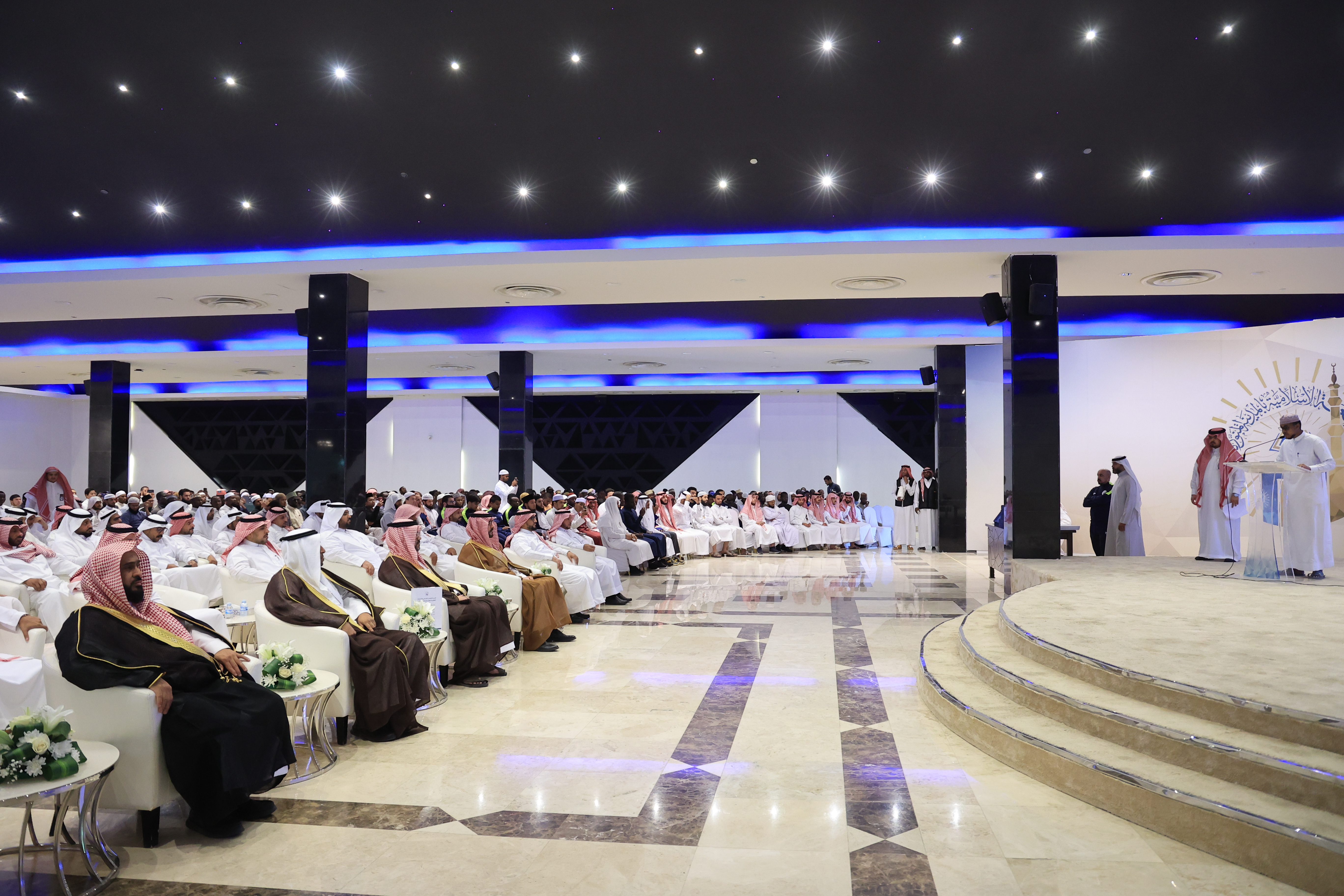 رعى سعادة رئيس الجامعة الإسلامية د. صالح بن علي العقلا، اختتام الجامعة لفعاليات الأنشطة الطلابية، للعام الجامعي 1445هـ. - 2