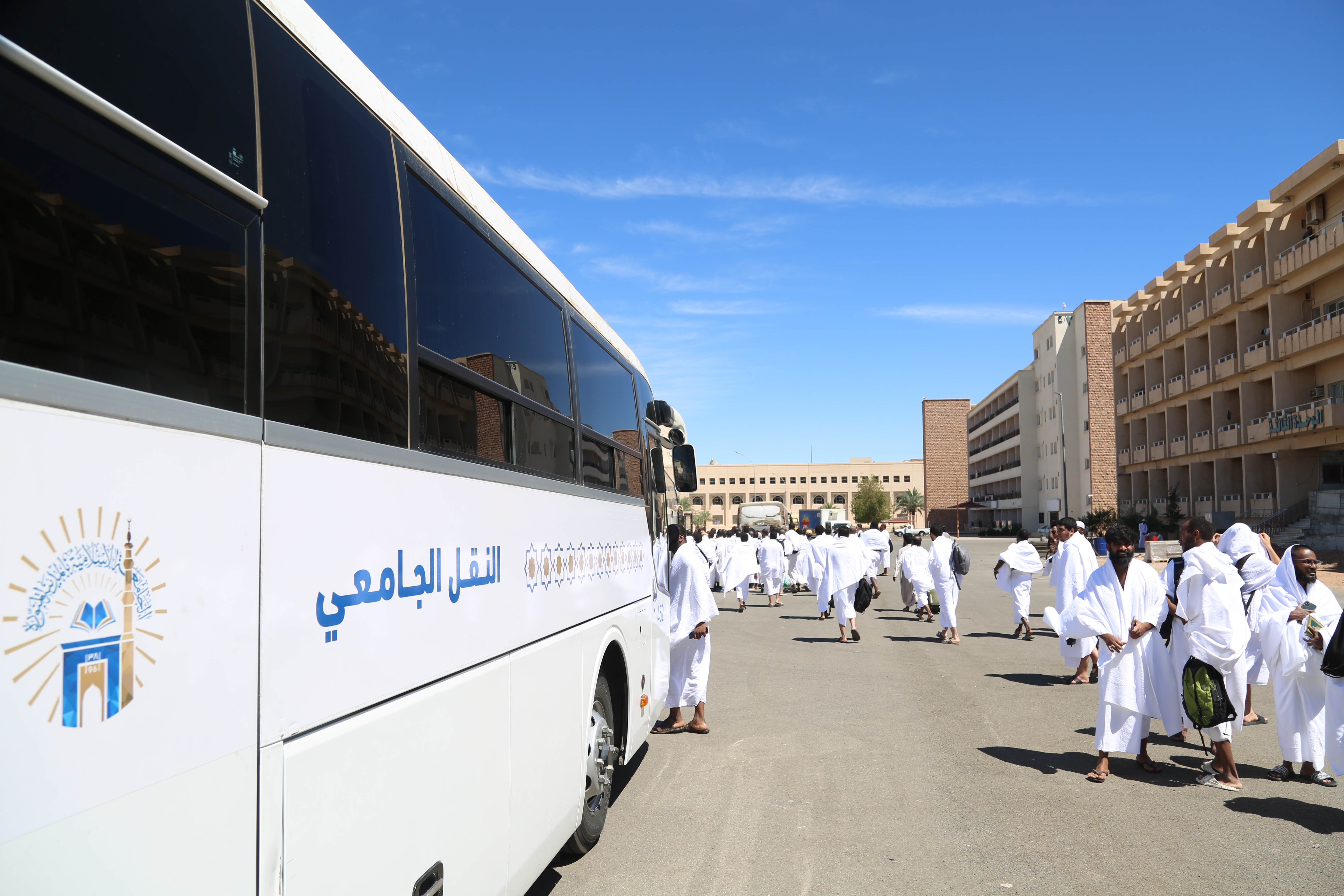 اختتمت  الجامعة الإسلامية ممثلة بـ عمادة شؤون الطلاب، آخر رحلات مناسك العمرة لشهر رمضان المبارك للعام الحالي 1445هـ، - 2