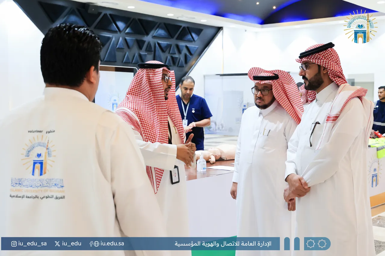 الجامعة الإسلامية تسجل ٥٠ ألف ساعة تطوعية لمنسوبيها بيوم التطوع السعودي والعالمي - 2