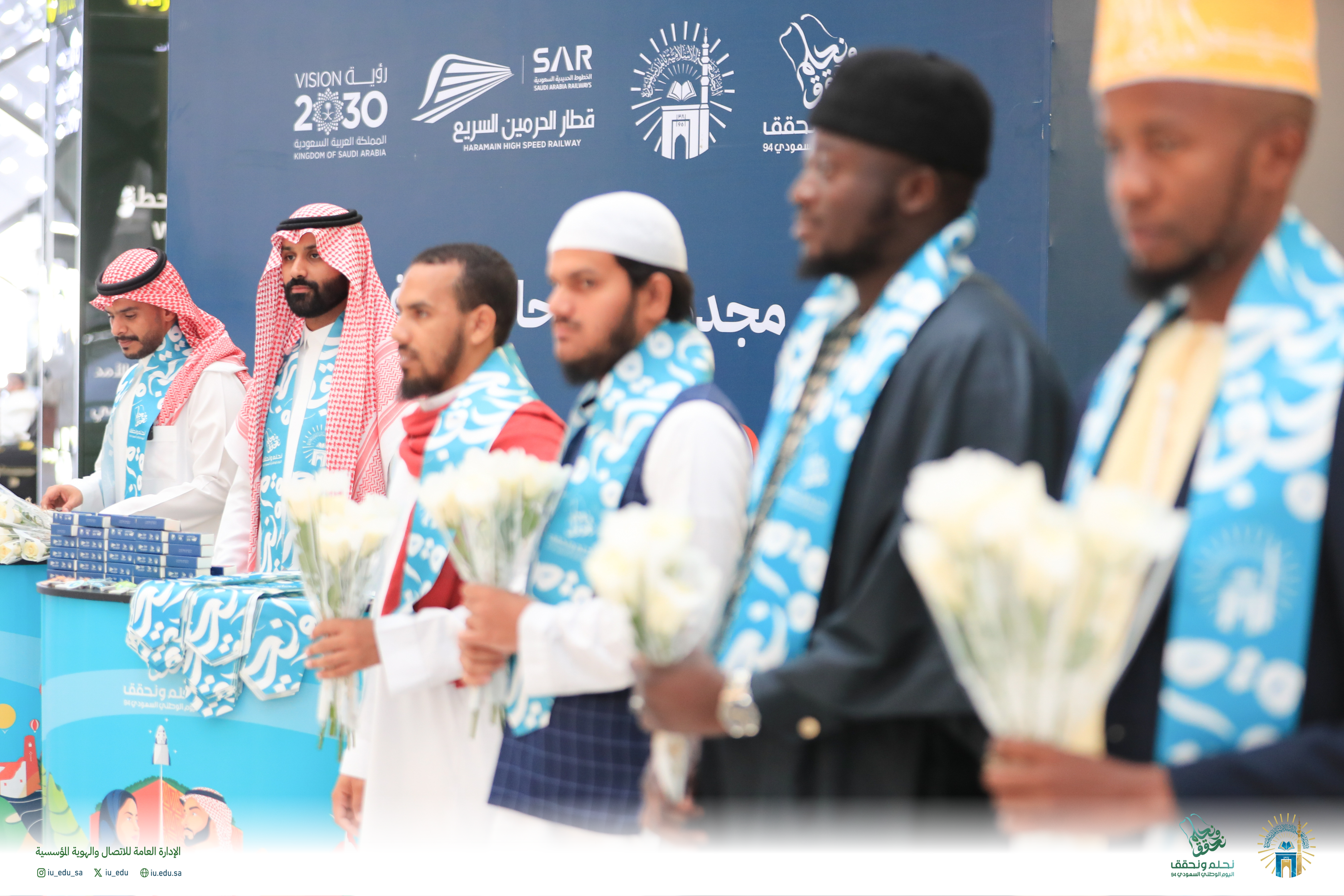 الجامعة الإسلامية‬⁩ تشارك المسافرين بهجة اليوم الوطني السعودي94 ‬⁩ بجناح خاص في محطة قطار الحرمين بـ المدينة المنورة‬⁩. - 3