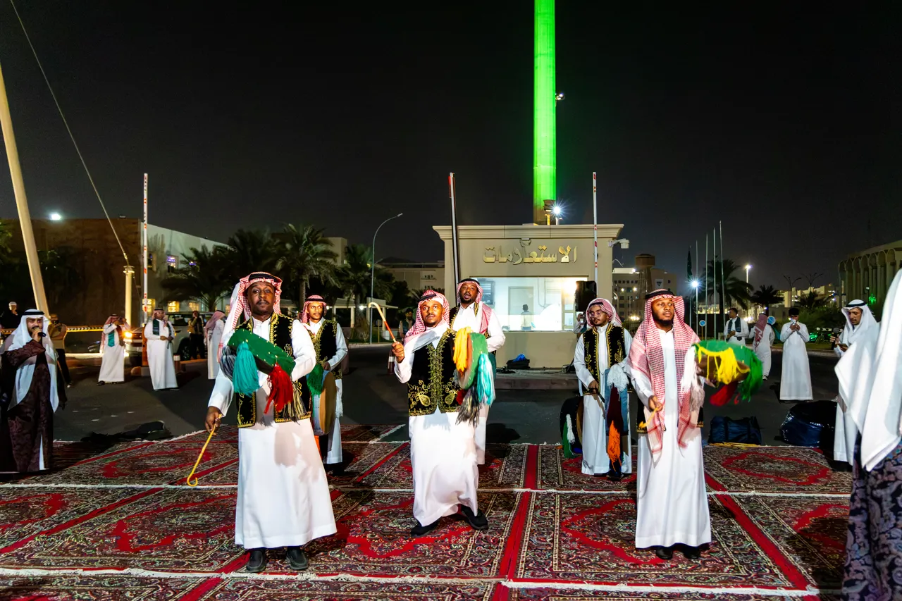 العرضة السعودية ضمن فعاليات اليوم الوطني السعودي بالجامعة الإسلامية - 7