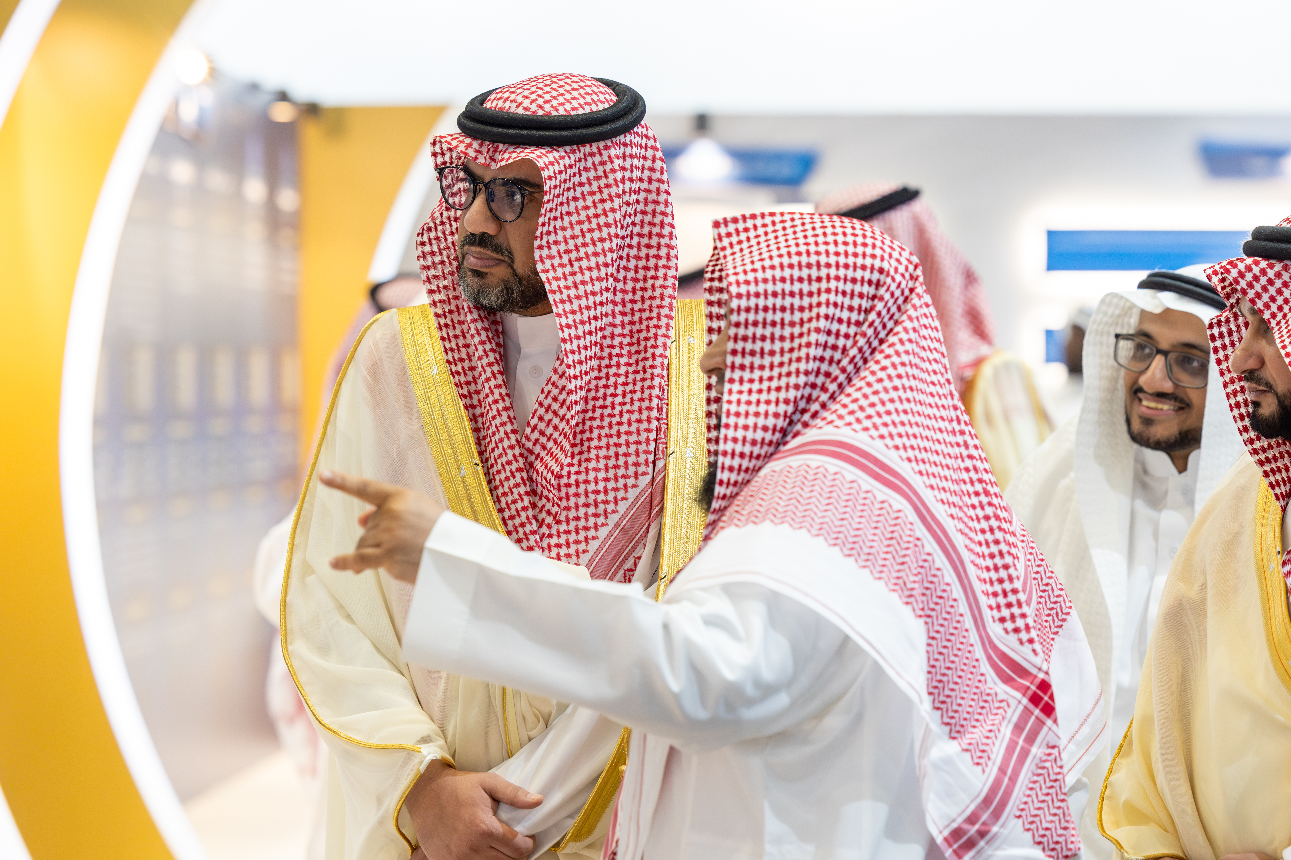 برعاية رئيس الجامعة الإسلامية  الجامعة تُدشّن "أسبوع الدراسات العليا الأول" تحت شعار (تمكين وتطوير) - 11