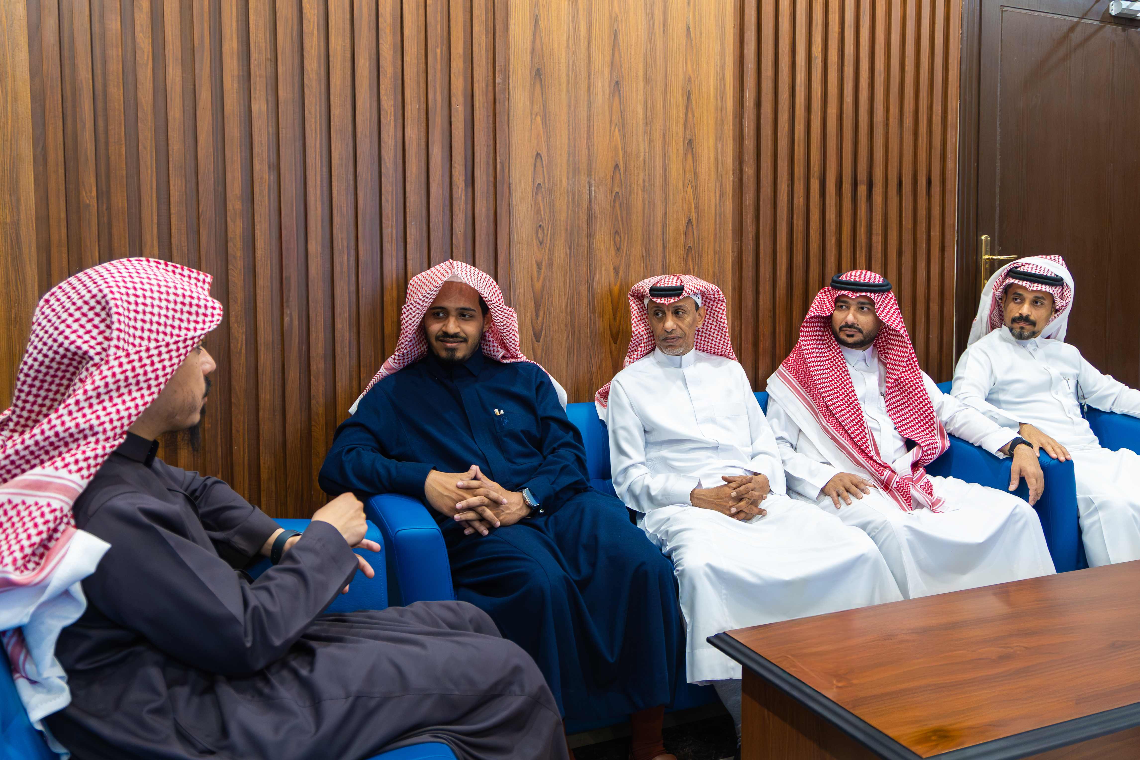 وحدة التوعية الفكرية تستقبل وفد جامعة جازان - 1