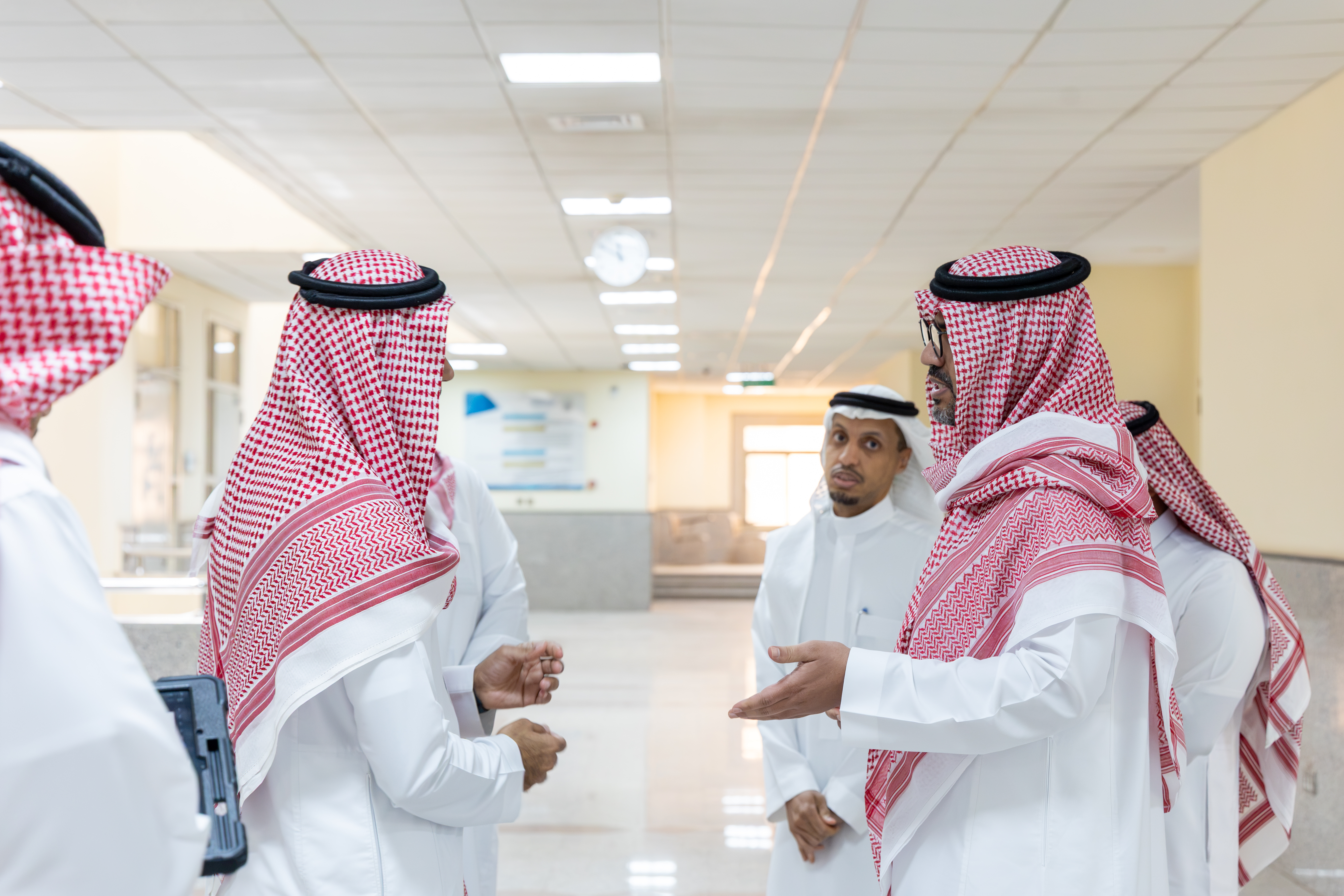 في إطار استعدادات الجامعة الإسلامية للعام الدراسي تفقد رئيس الجامعة عددًا من المرافق واطلع على جاهزيتها  - 3