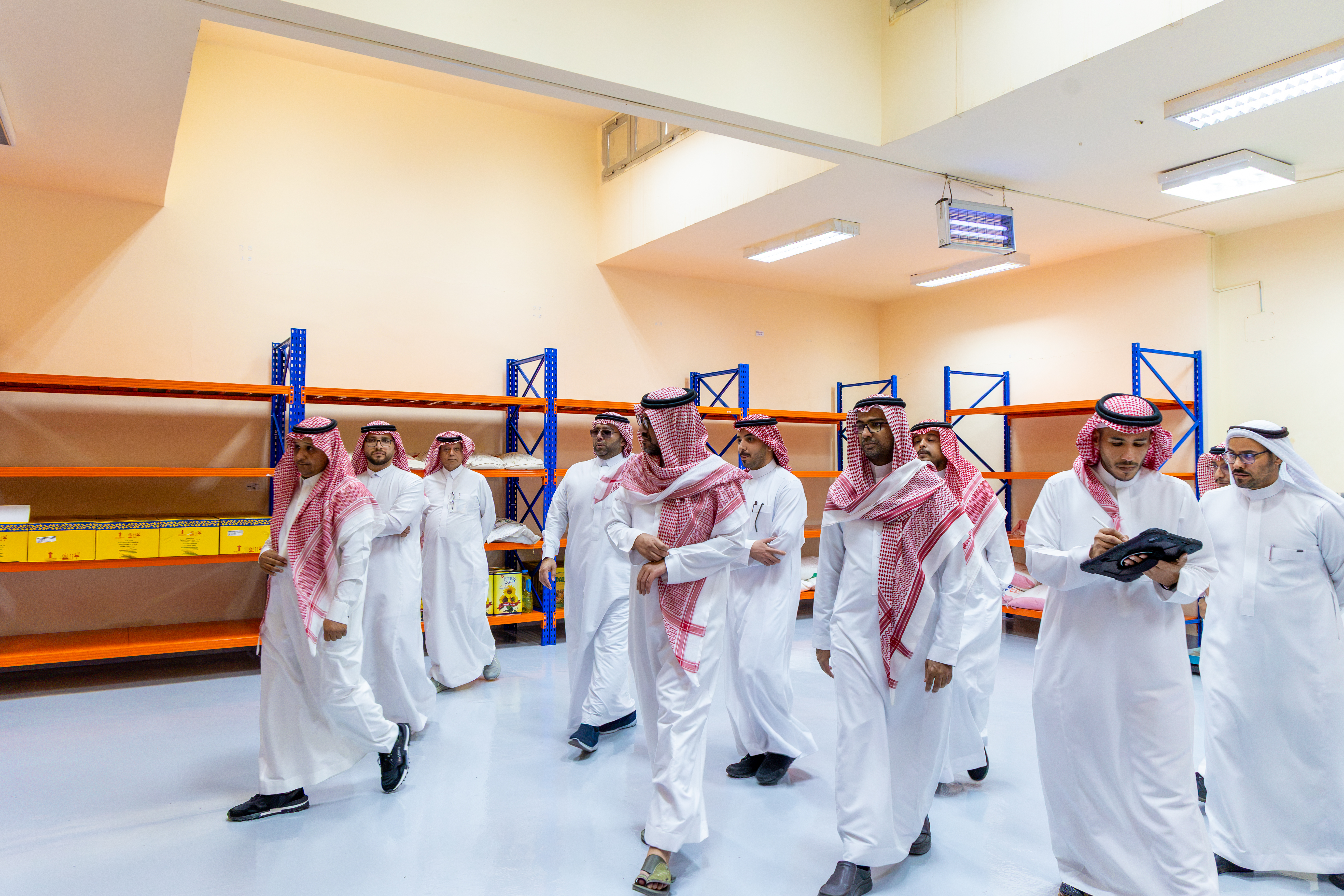 في إطار استعدادات الجامعة الإسلامية للعام الدراسي تفقد رئيس الجامعة عددًا من المرافق واطلع على جاهزيتها  - 12