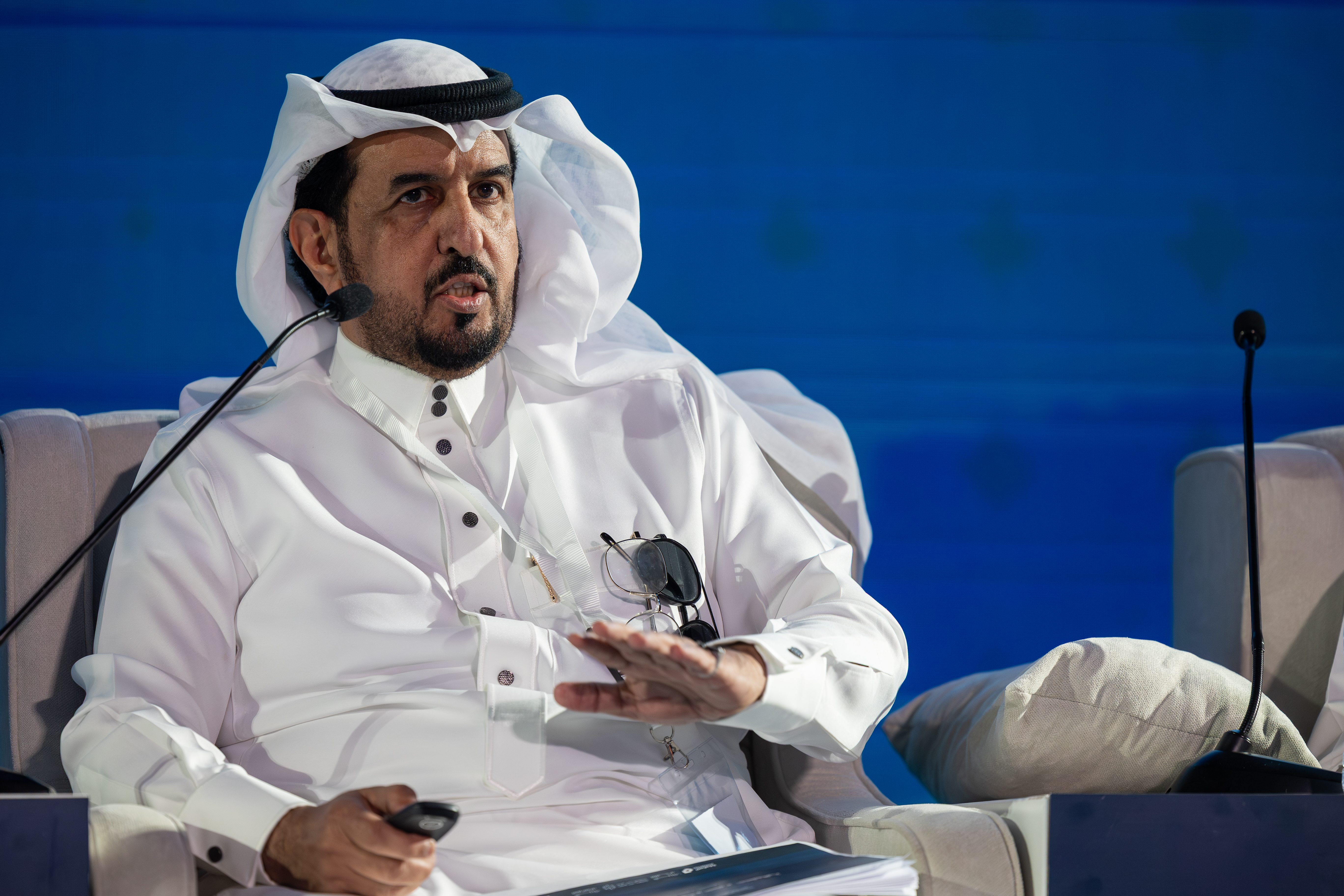 الجلسة البحثية الرابعة تناقش رؤى تعريب العلوم التطبيقية وتجاربها وتحدياتها  - 8