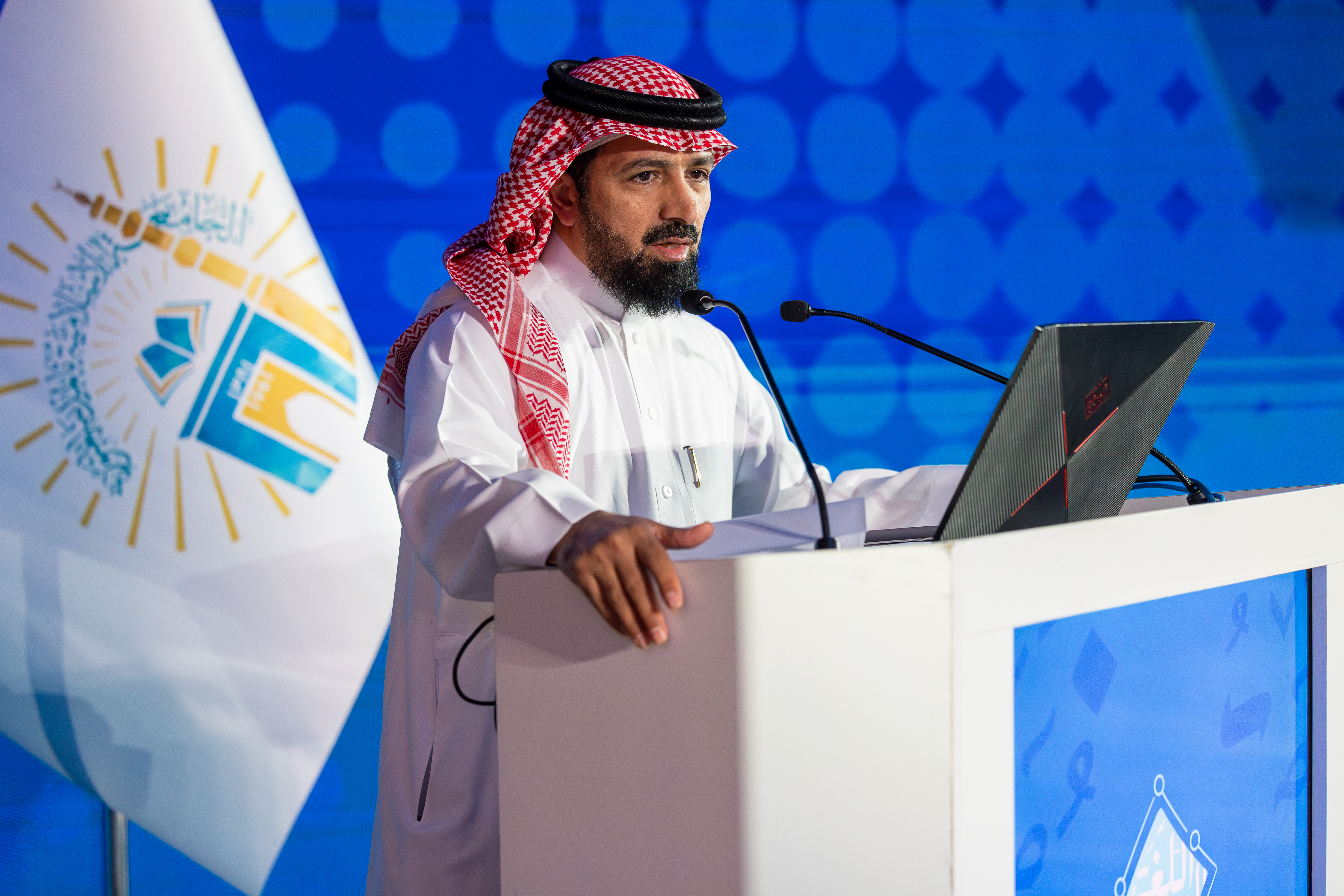 الجلسة البحثية الثالثة تستعرض فرص التكامل بين اللغة العربية والعلوم التطبيقية  - 5