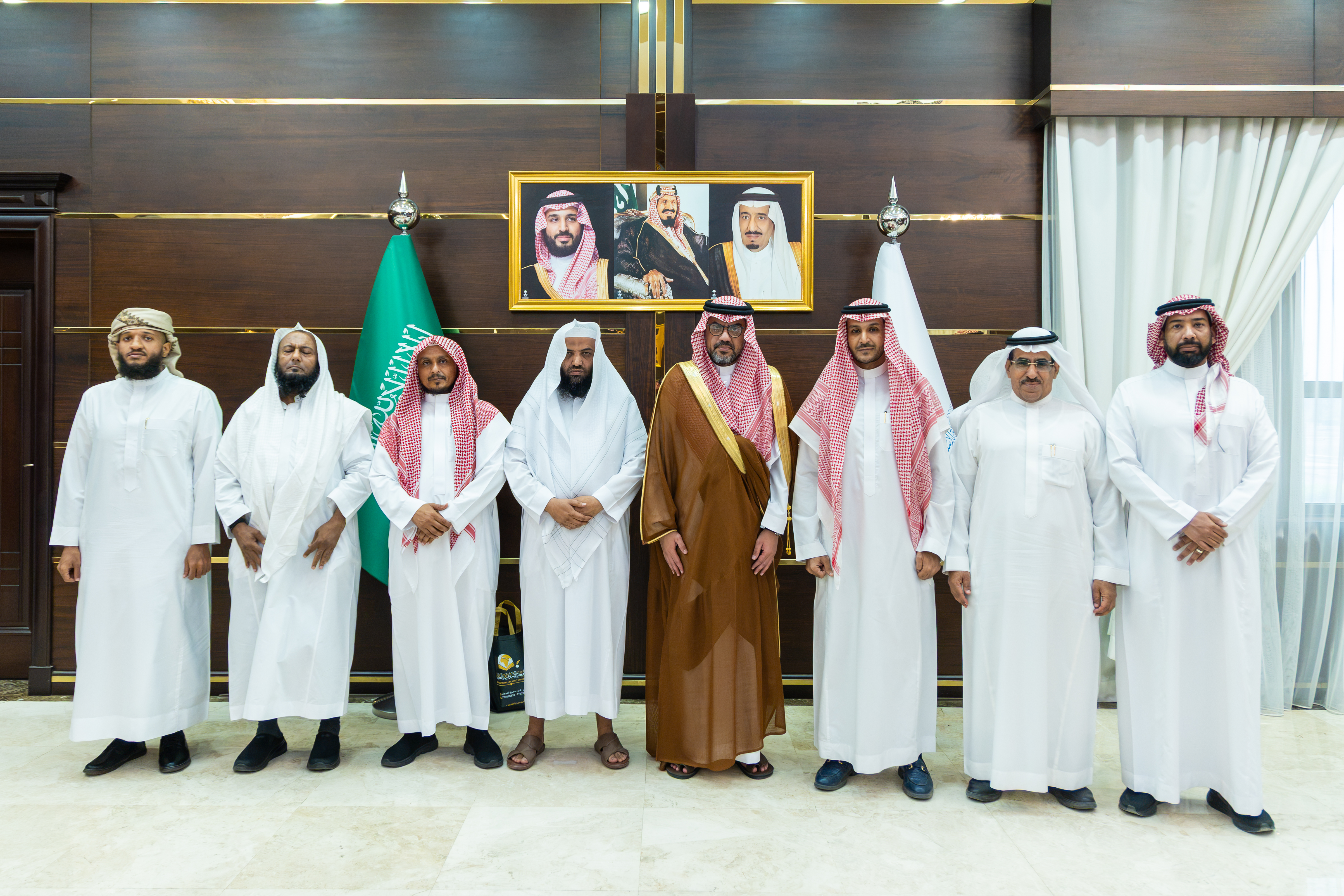 رئيس الجامعة الإسلامية يستقبل وفدًا أكاديميًا من الجامعة الإسلامية العالمية باليمن - 5