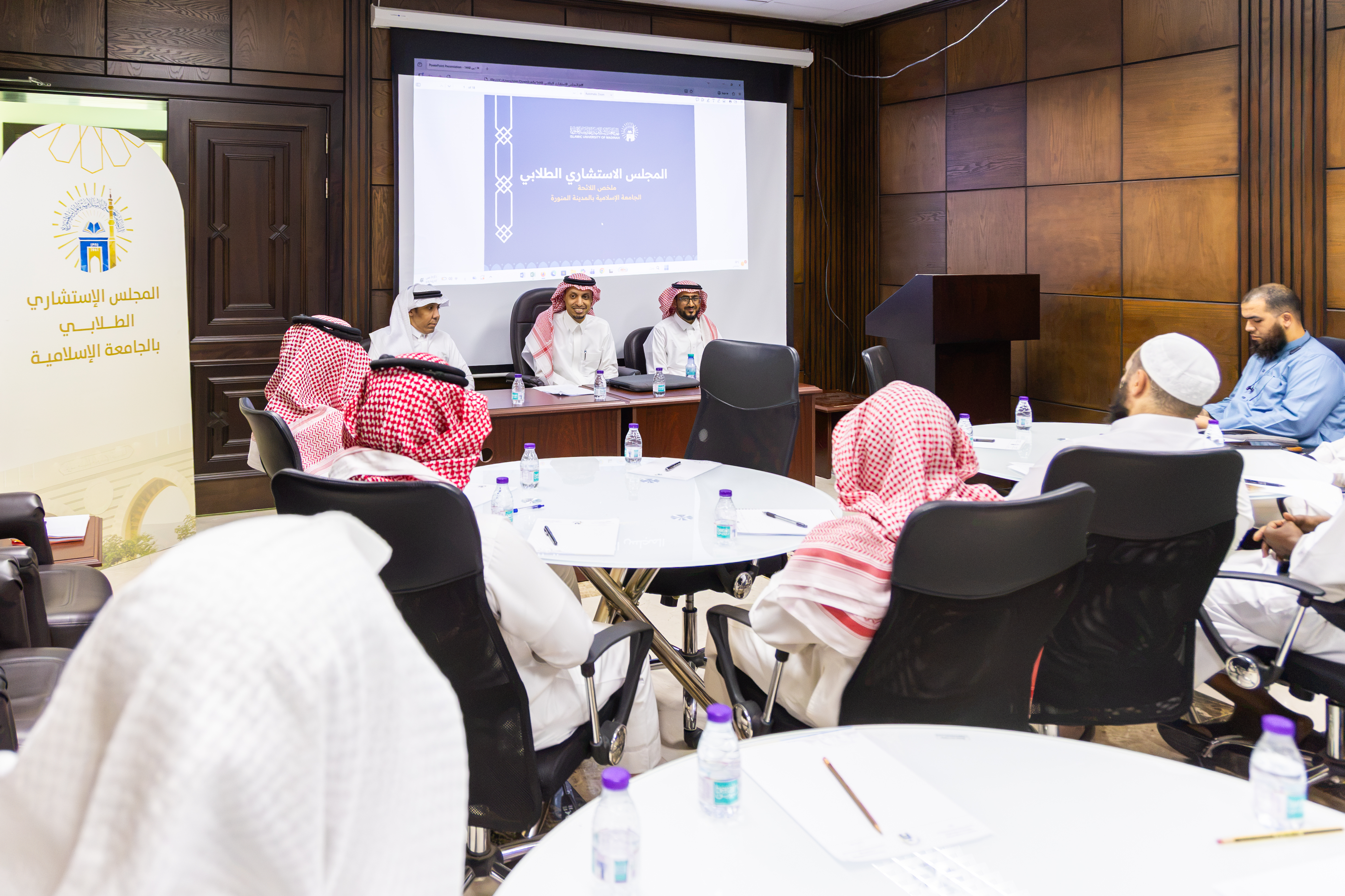 الجامعة الإسلامية تعقد الاجتماع الأول للمجلس الاستشاري الطلابي - 4