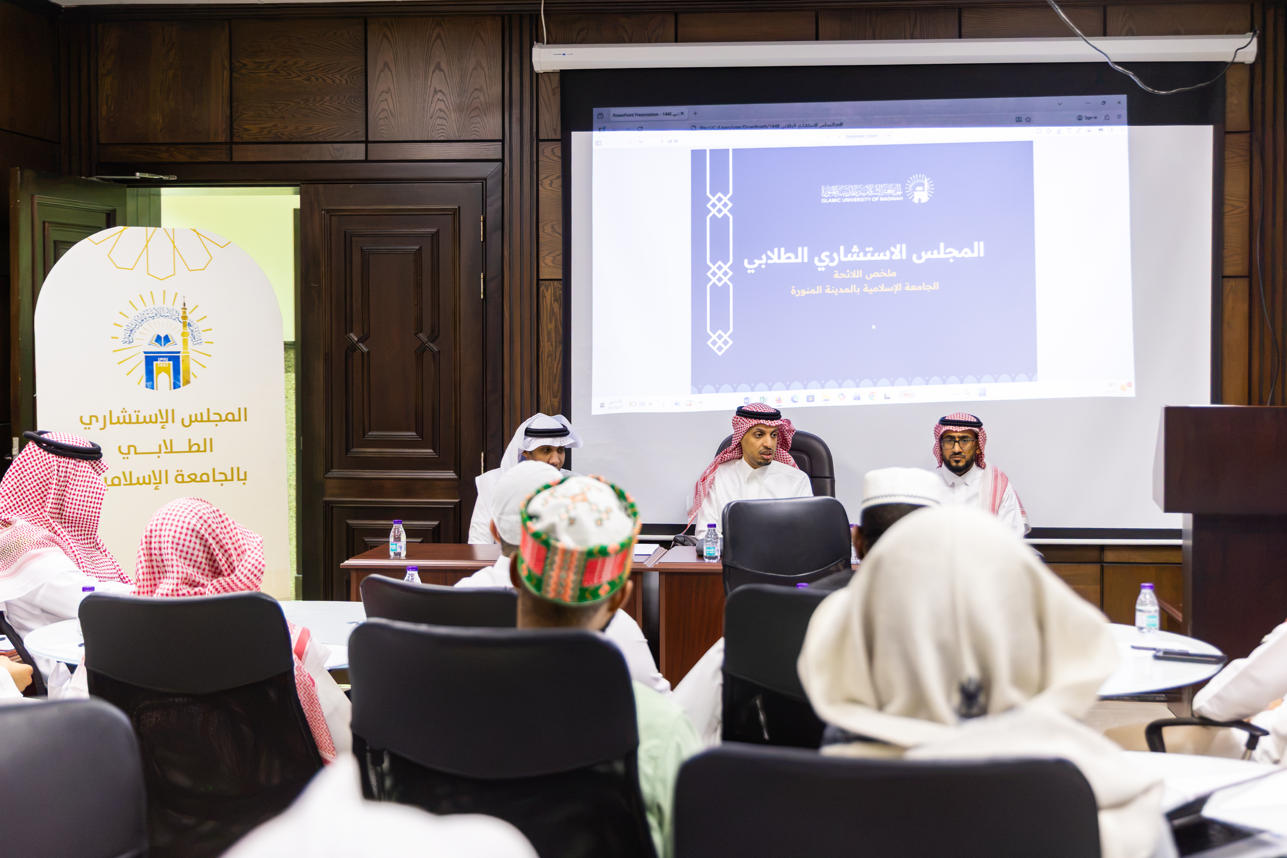 الجامعة الإسلامية تعقد الاجتماع الأول للمجلس الاستشاري الطلابي - 3