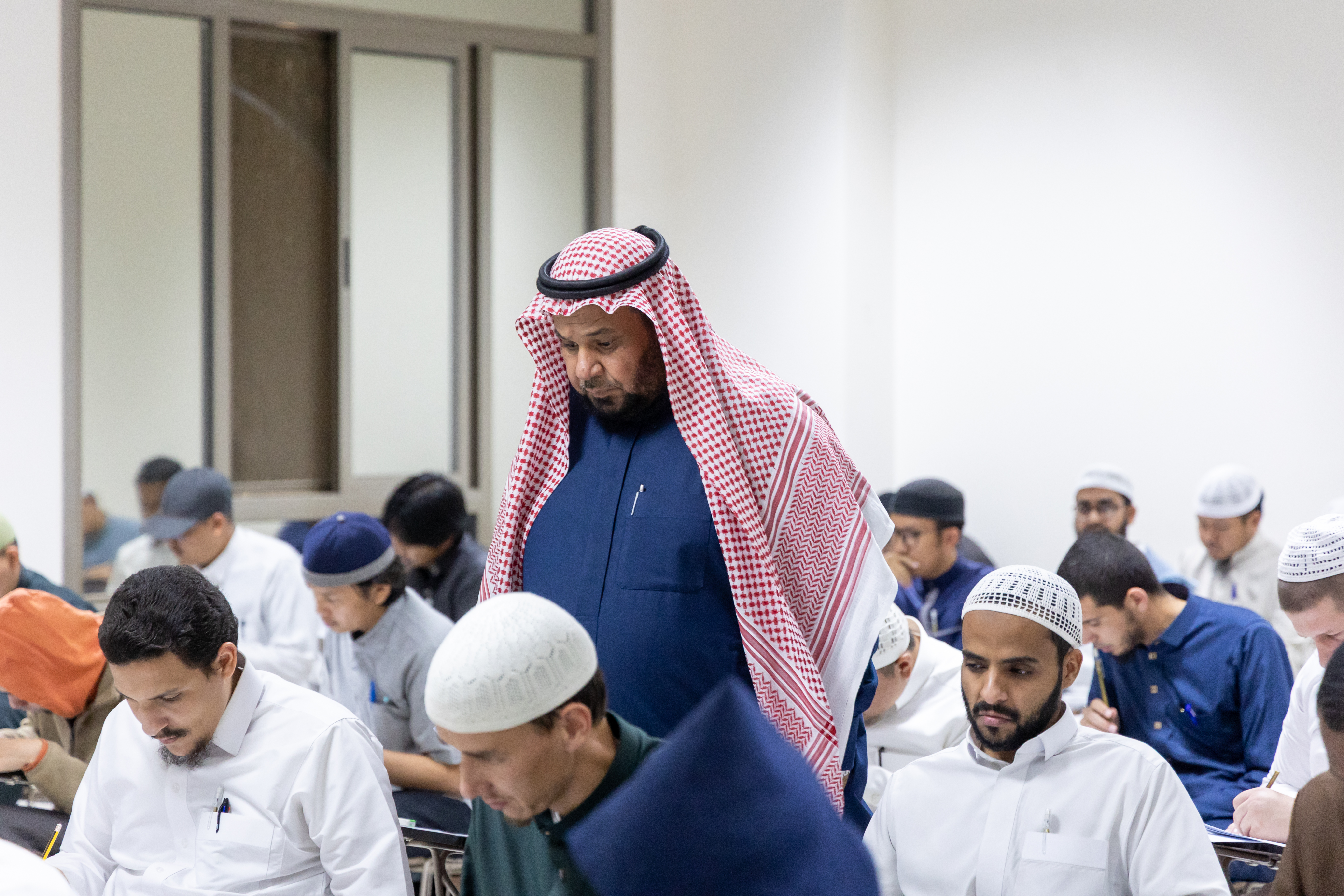 انطلاق اختبارات القبول للدراسات العليا بالجامعة الإسلامية  - 2