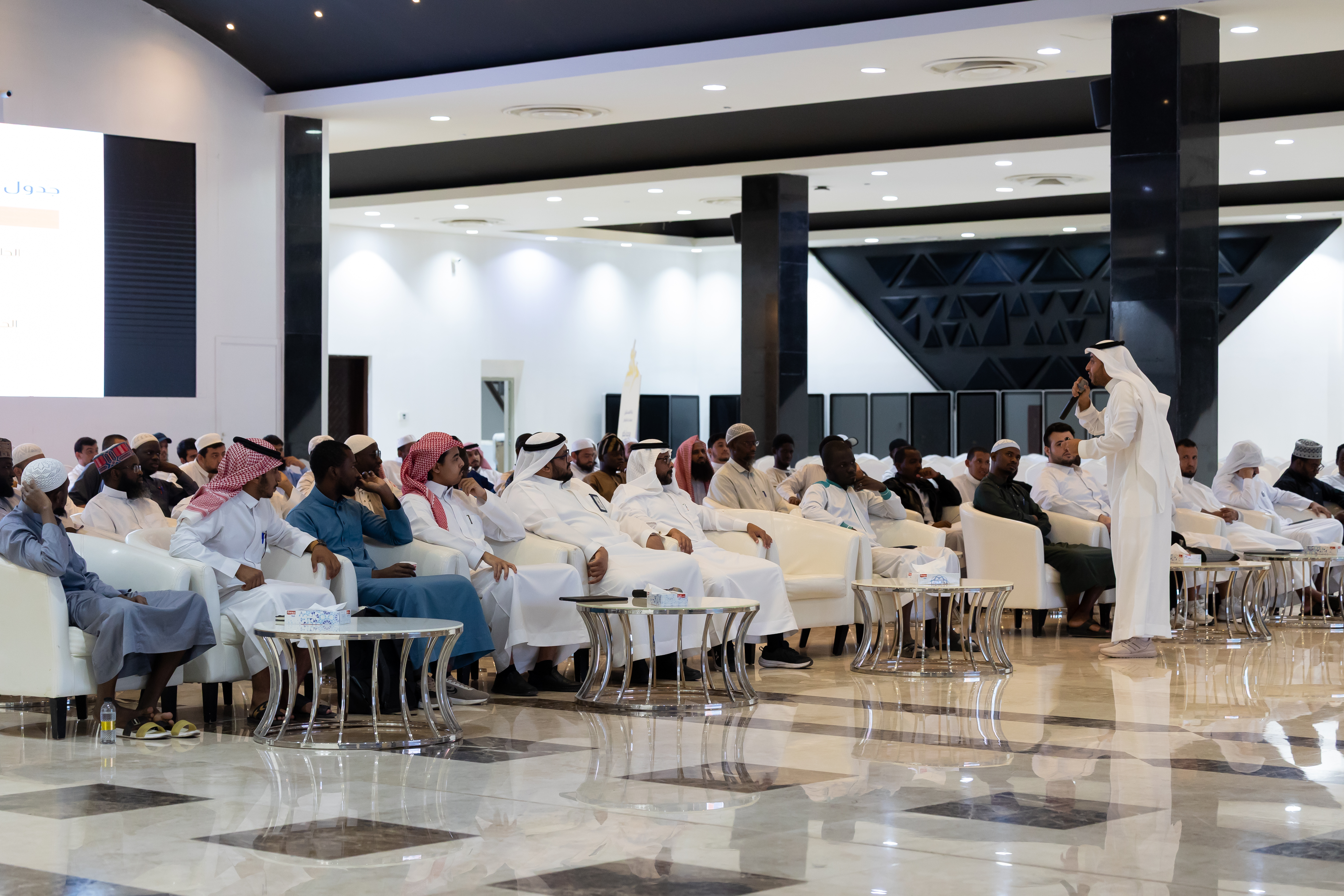 "رائد متقدم" مبادرة نوعية في الجامعة الإسلامية لتأهيل الشباب للعمل المجتمعي - 2