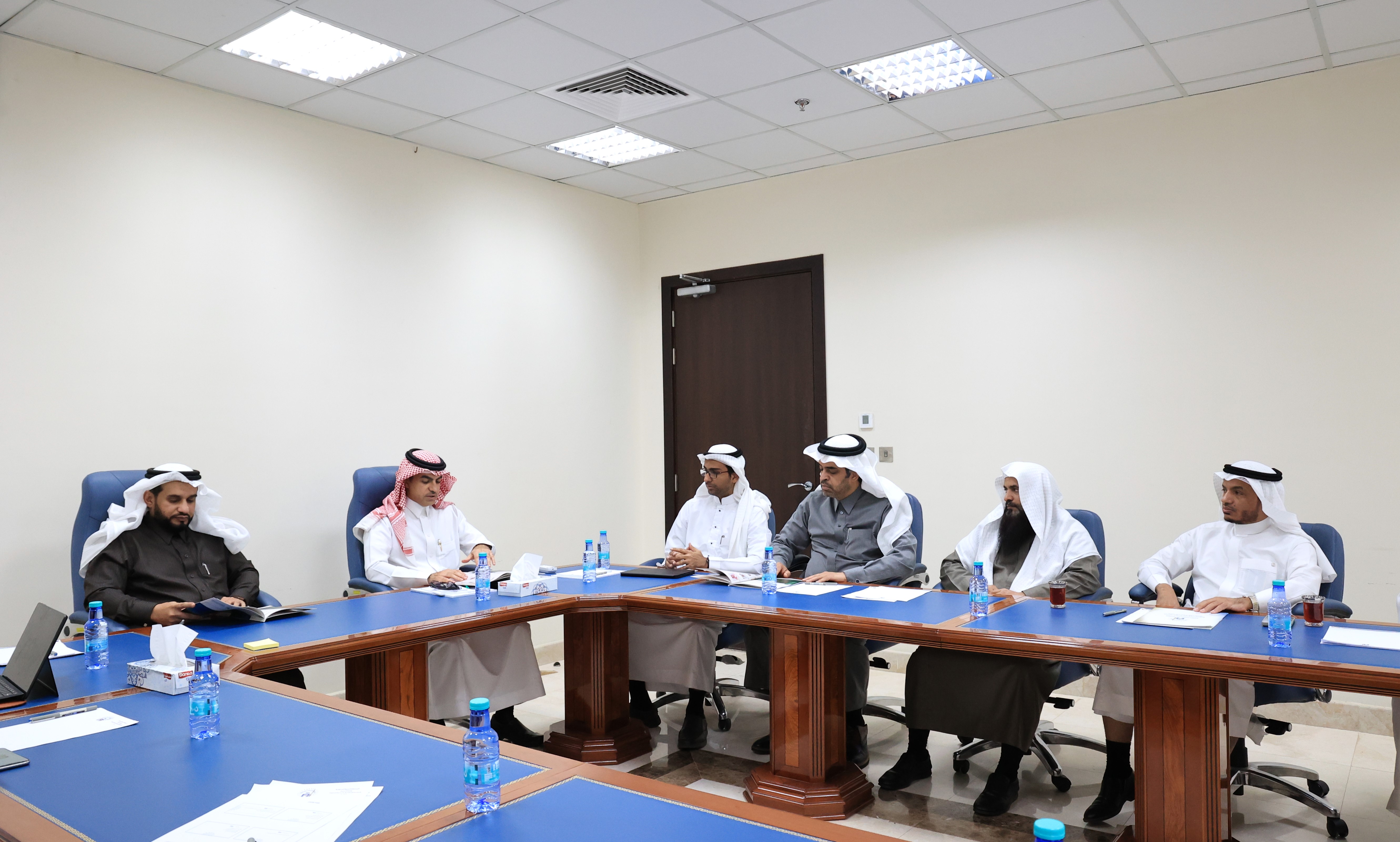 وكيل الجامعة الإسلامية للدراسات العليا يستقبل مساعد الأمين العام لصندوق التعليم العالي لشؤون الجامعات  - 2