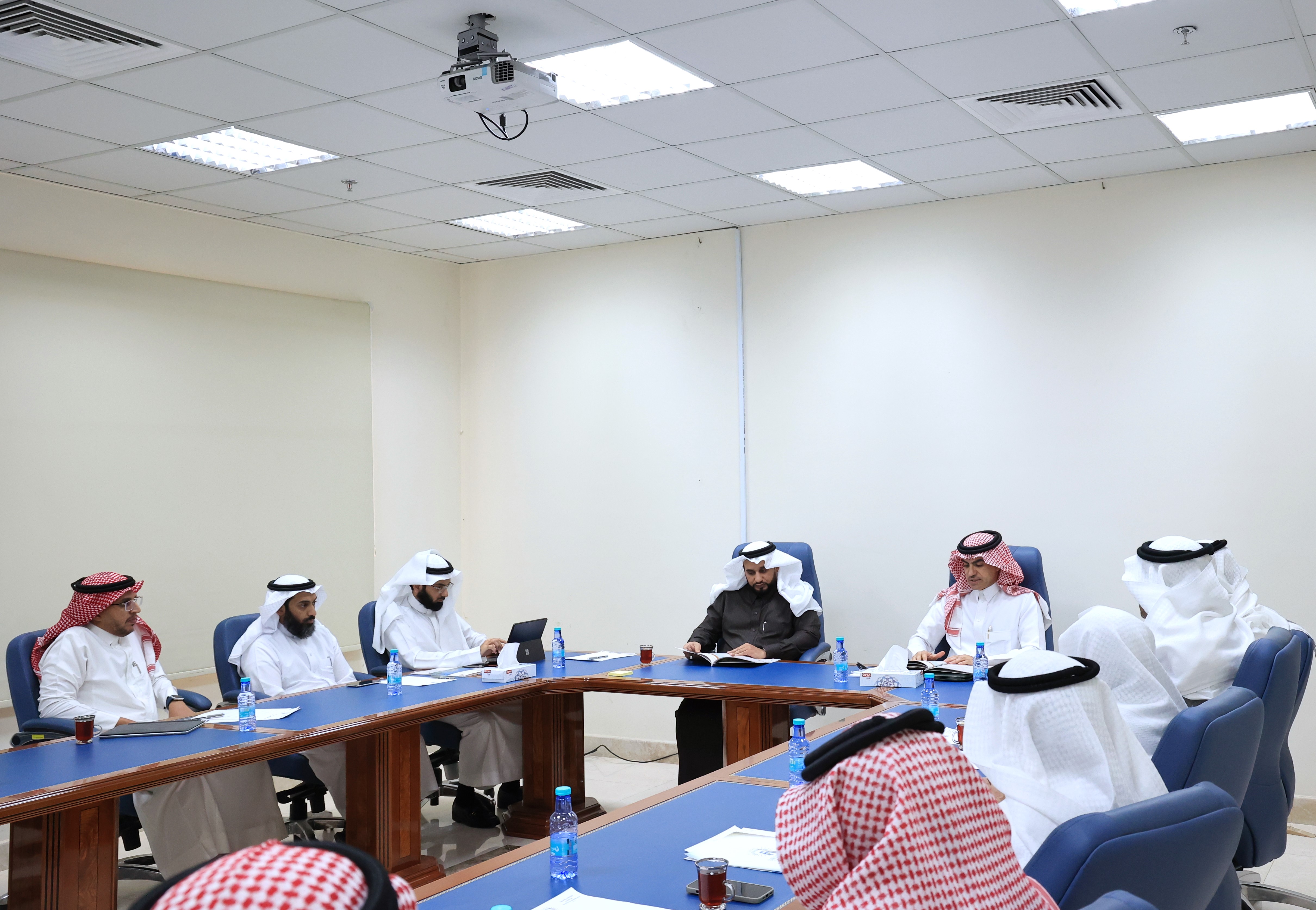 وكيل الجامعة الإسلامية للدراسات العليا يستقبل مساعد الأمين العام لصندوق التعليم العالي لشؤون الجامعات  - 1