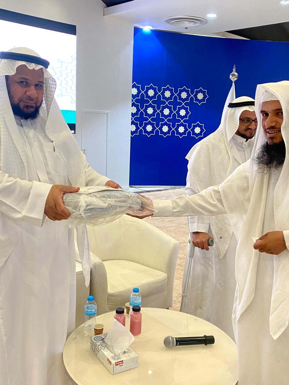 مقتطفات من اسبوع الدراسات العليا  - 6