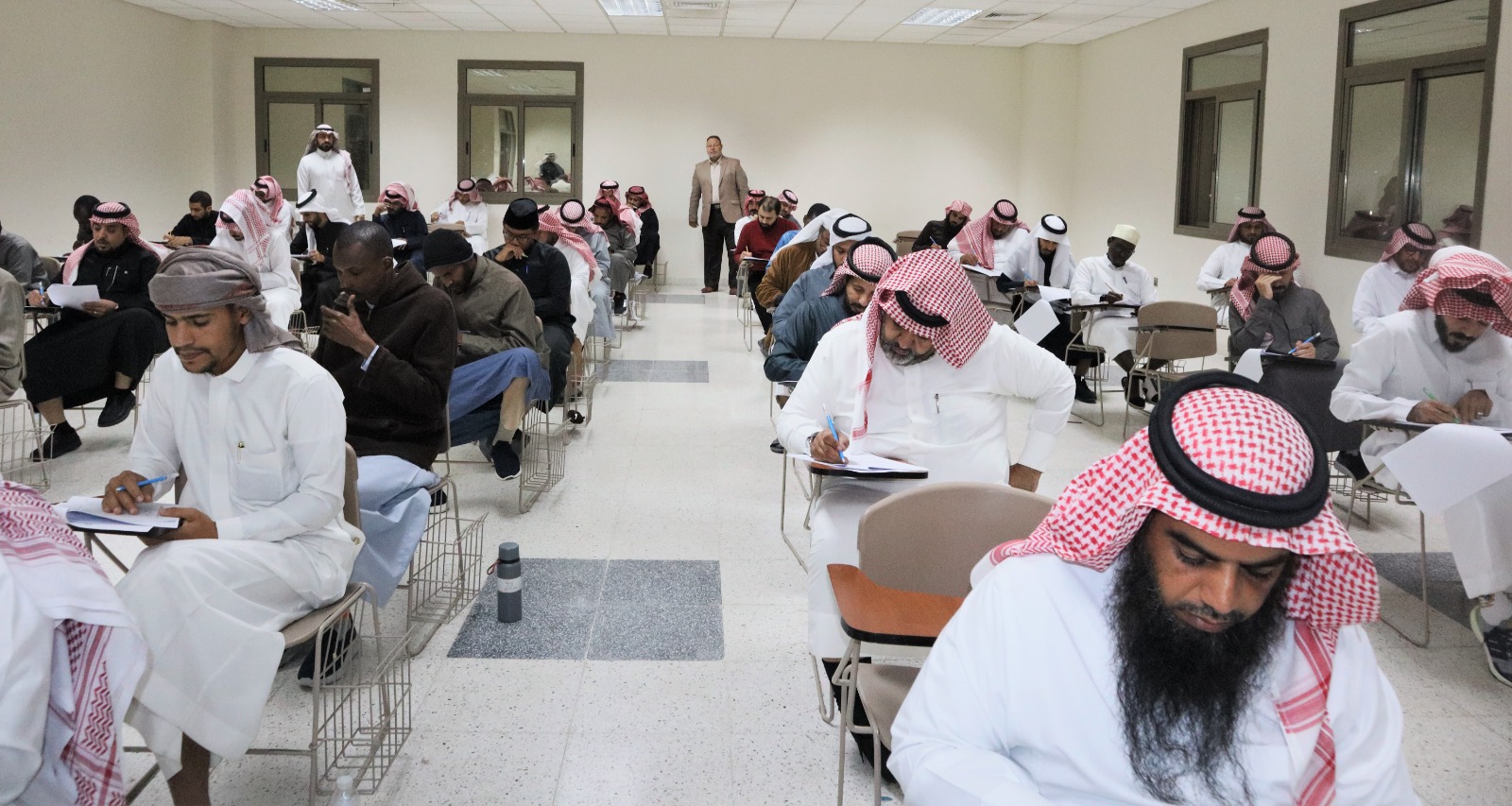 بدأت مساء اليوم الأحد اختبارات القبول للمرشحين مبدئيًا في مرحلة الماجستير والدكتوراة، بـالجامعة الإسلامية والتي ستستمر لمدة أربعة أيام.  تمنياتنا للجميع بالتوفيق والسداد - 6