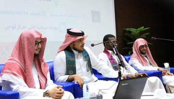 بمناسبة اليوم الوطني أقامت كلية الشريعة أمسية أدبية - 2