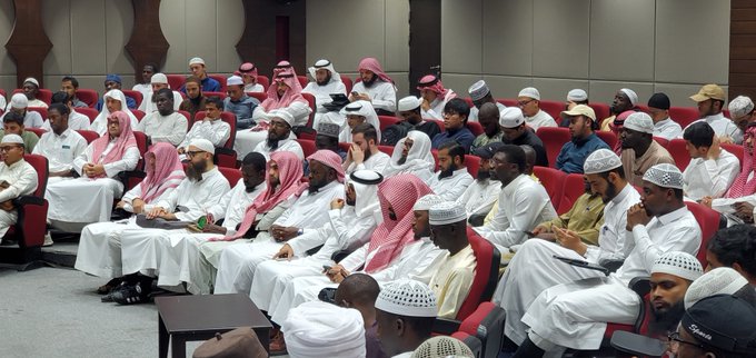 أقامت كلية الشريعة لقاء أكاديميًا بعنوان:  "الوعي الناضج في ضوء المقاصد الشرعية" - 3