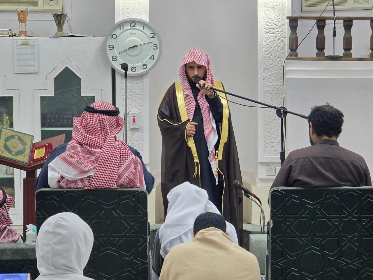 تنفيذ 8 محاضرات في البرنامج الدعوي لمحافظة العلا قدمها فضيلة الدكتور أحمد بن صابر الغامدي - 9