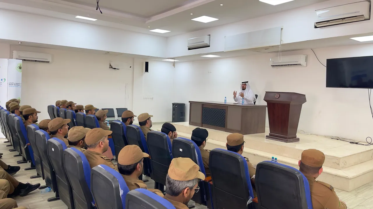 كلمة بعنوان (النزاهة) ضمن برامج وحدة التوعية الفكرية بالتعاون مع مديرية الأمن بالعام وإدارة المرور بالمدينة