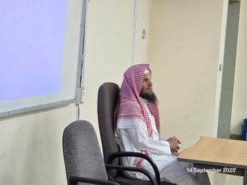 تنفيذ لقاء توعوي لطلاب كلية الحاسب الآلي بالتعاون مع وحدة التوعية الفكرية يوم الأحد 22-ربيع الأول-1447 - 2