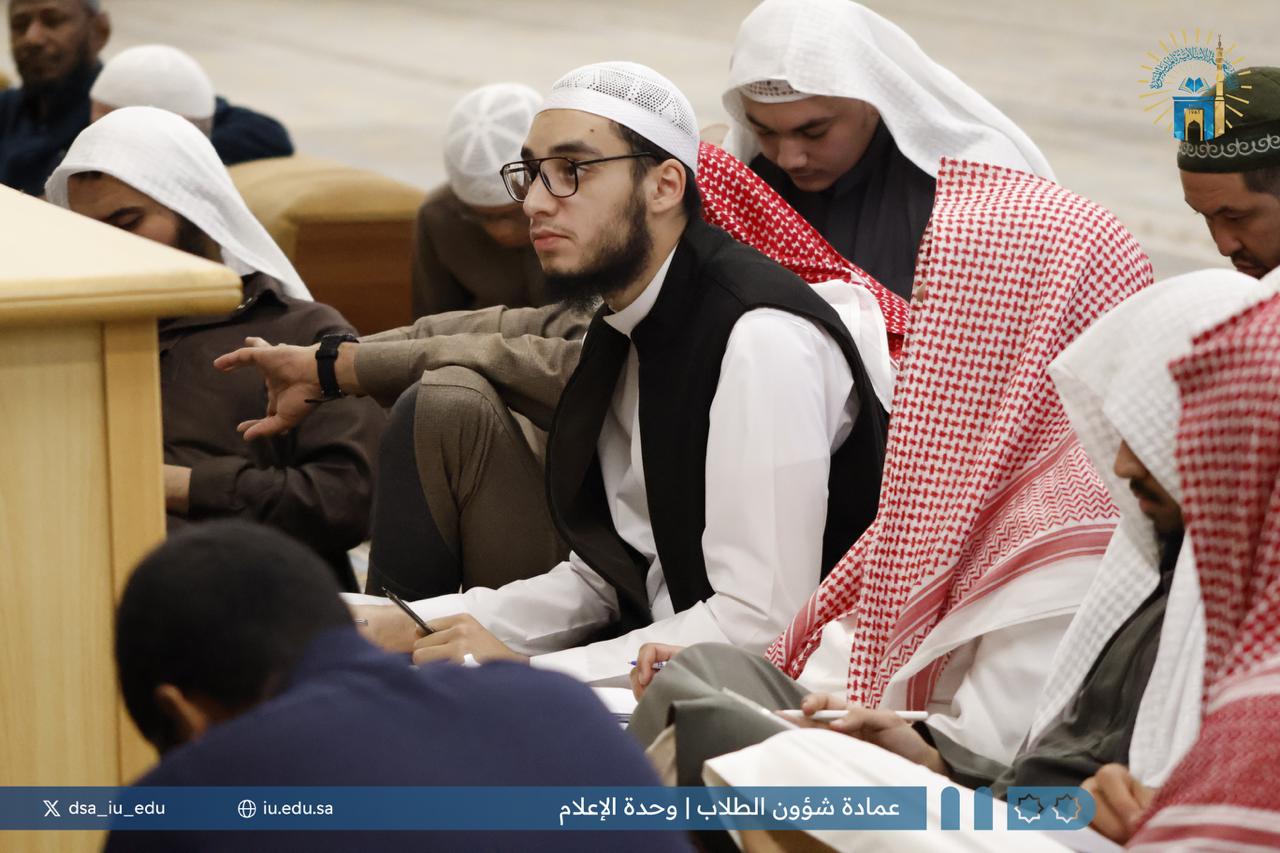 تنفيذ درس علمي بعنوان: "شرح رسالة حقيقة الصيام لابن تيمية رحمه الله تعالى". قدمه: د. عبداللطيف شلوه الشاماني. - 2