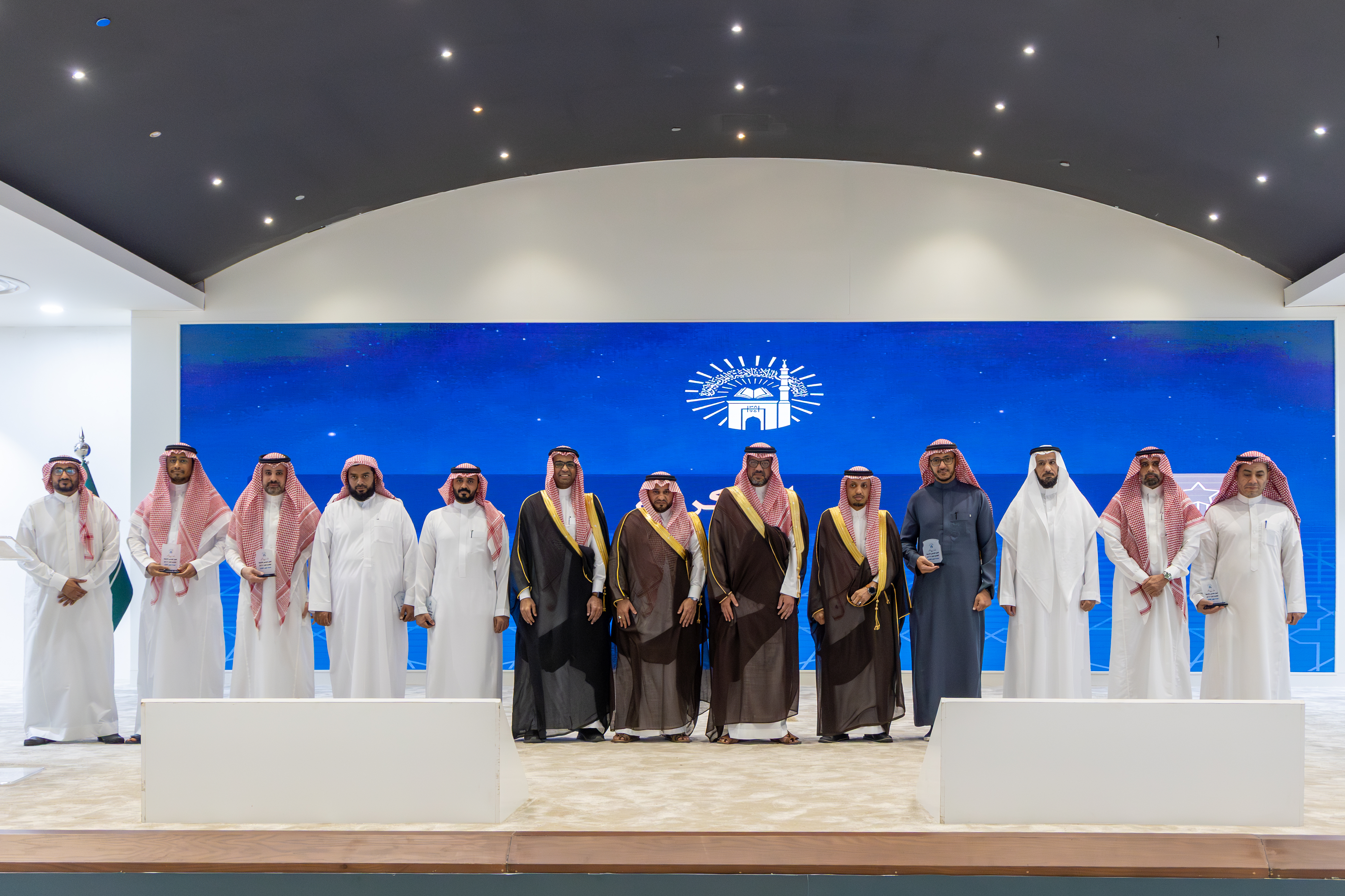 برعاية وحضور رئيس الجامعة الإسلامية.. عمادة شؤون الطلاب تقيم الحفل الختامي للأنشطة الطلابية للعام الجامعي 1447هـ - 2