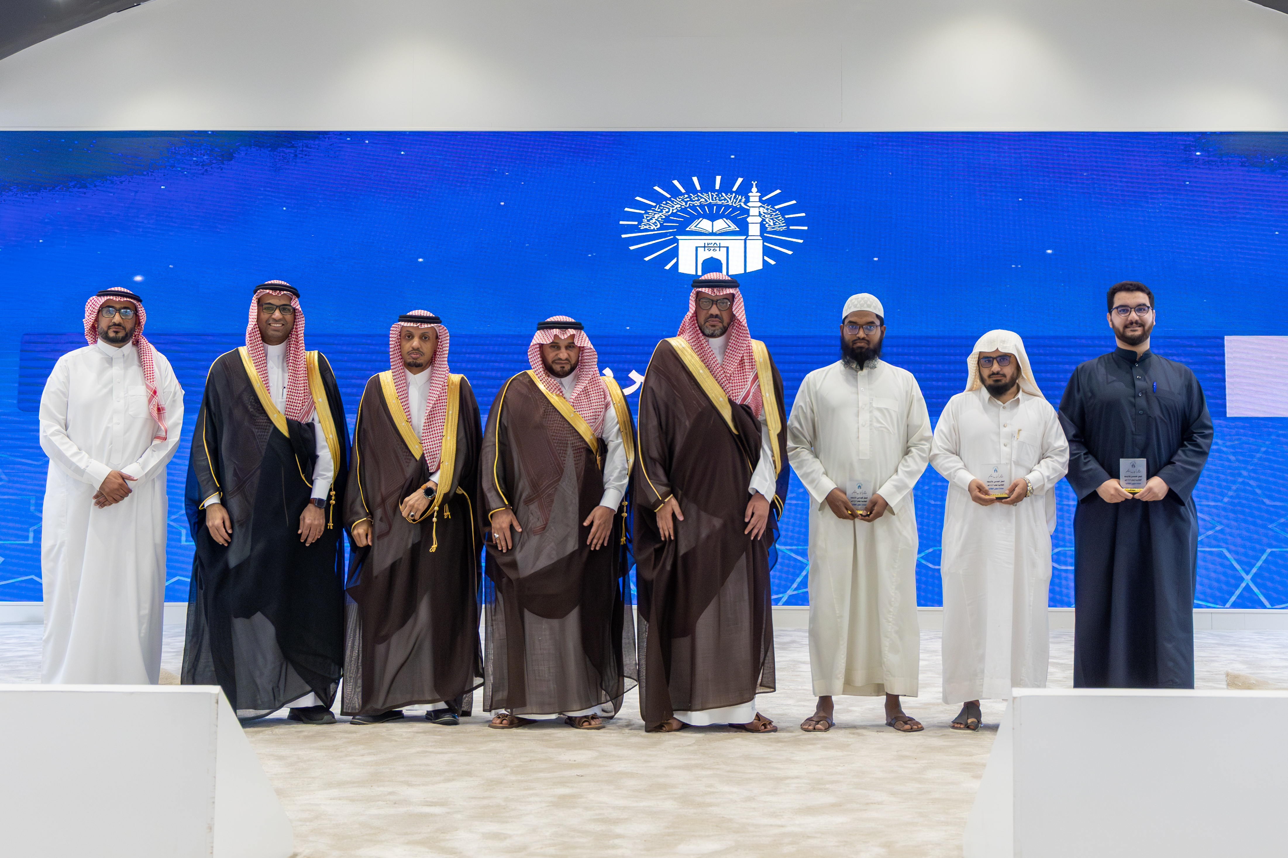 برعاية وحضور رئيس الجامعة الإسلامية.. عمادة شؤون الطلاب تقيم الحفل الختامي للأنشطة الطلابية للعام الجامعي 1447هـ - 5