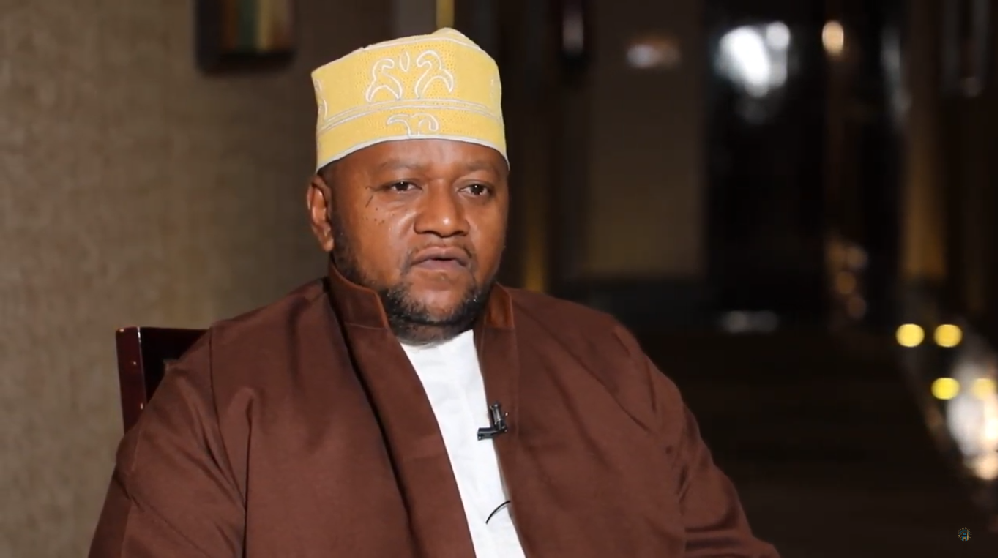د. سيد احمد خريج الجامعة الإسلامية