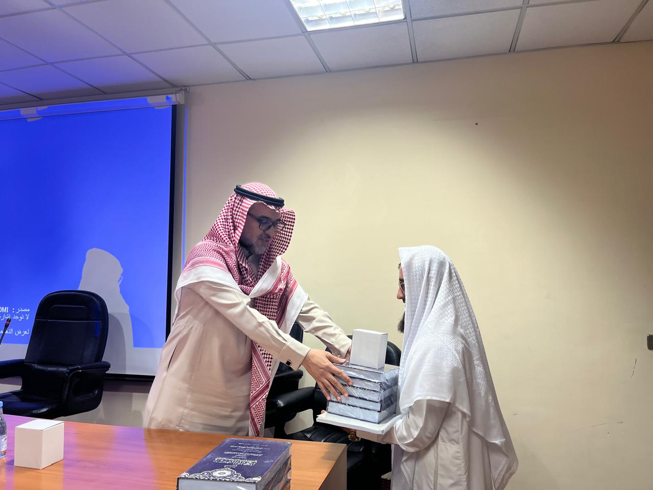 كلية الحديث الشريف تعقد لقاءات تعريفية لطلابها المستجدين في الفصل الدراسي الثاني - 7