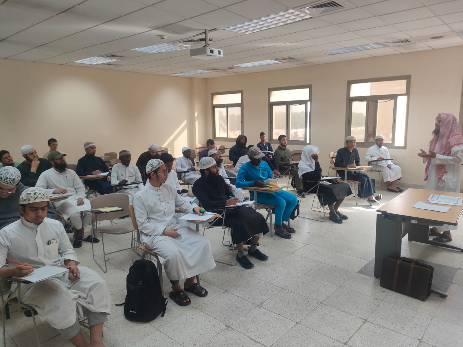 كلية الحديث الشريف تزود طلابها بمهارات كشف الشبهات وتحليل الخطاب المتطرف - 2