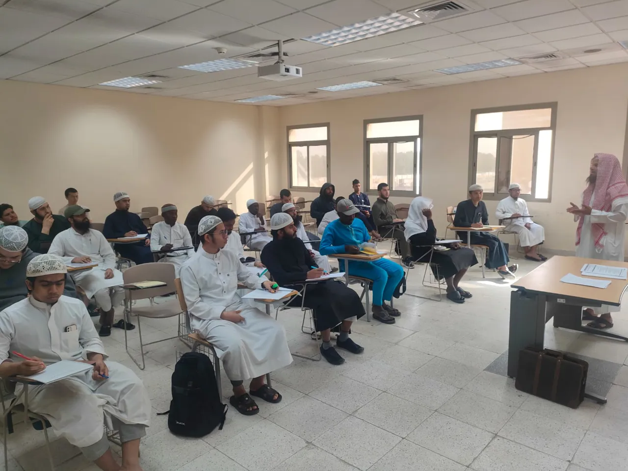 كلية الحديث الشريف تزود طلابها بمهارات كشف الشبهات وتحليل الخطاب المتطرف - 2
