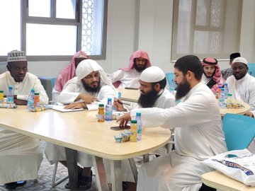 أقامت كلية الشريعة دورة تدريبية حول الطرق العلمية لبحث النوازل الفقهية - 3