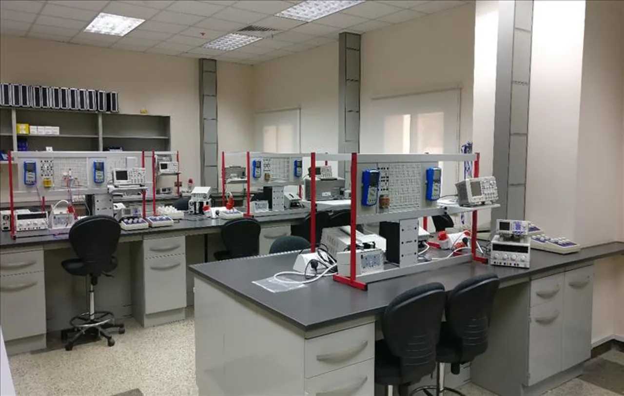 معامل الهندسة الكهربائية (كلية الهندسة) - 5