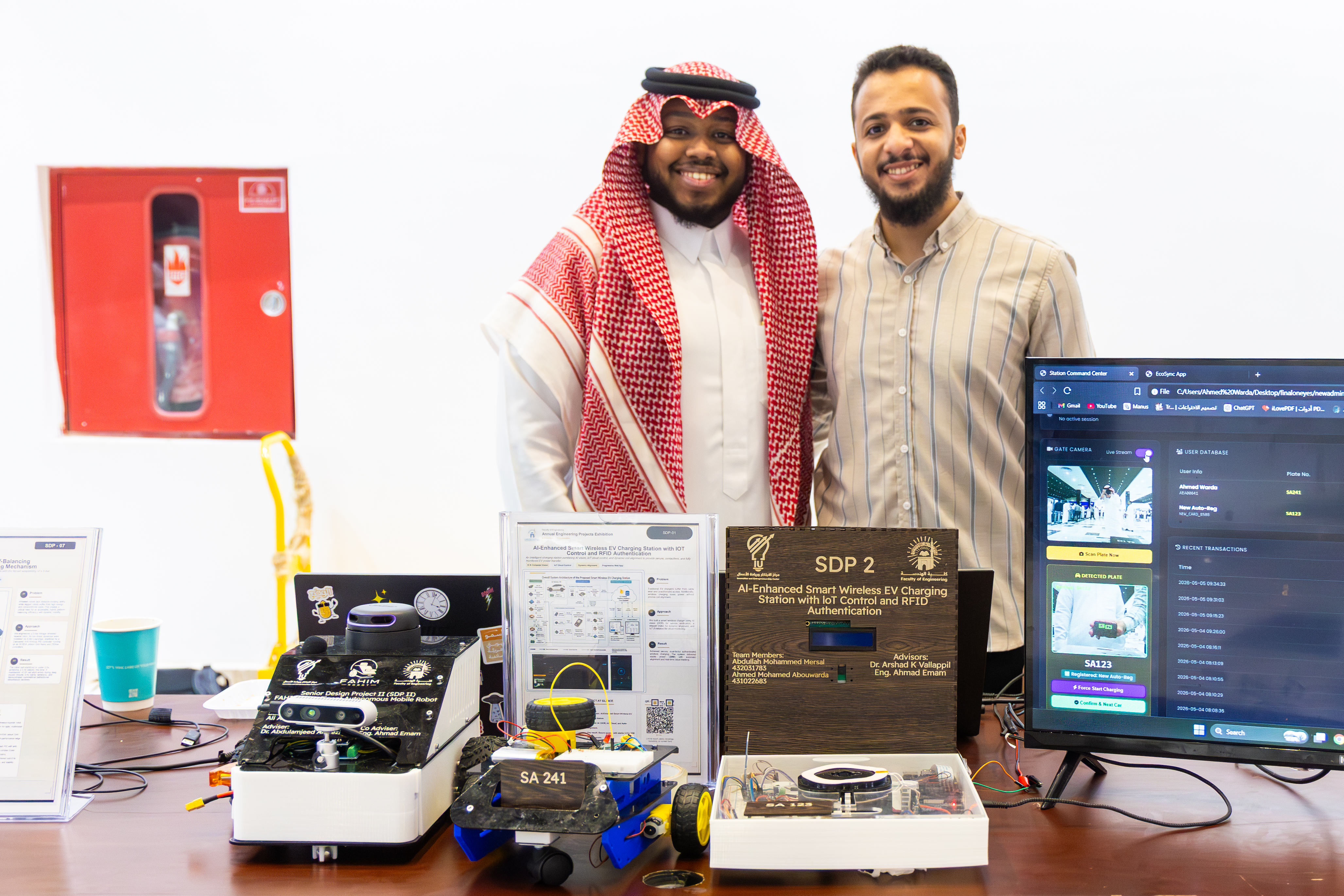 تحت رعاية رئيس الجامعة الإسلامية.. كلية الهندسة تنظّم المعرض السنوي الثاني للمشاريع الابتكارية لطلابها - 13