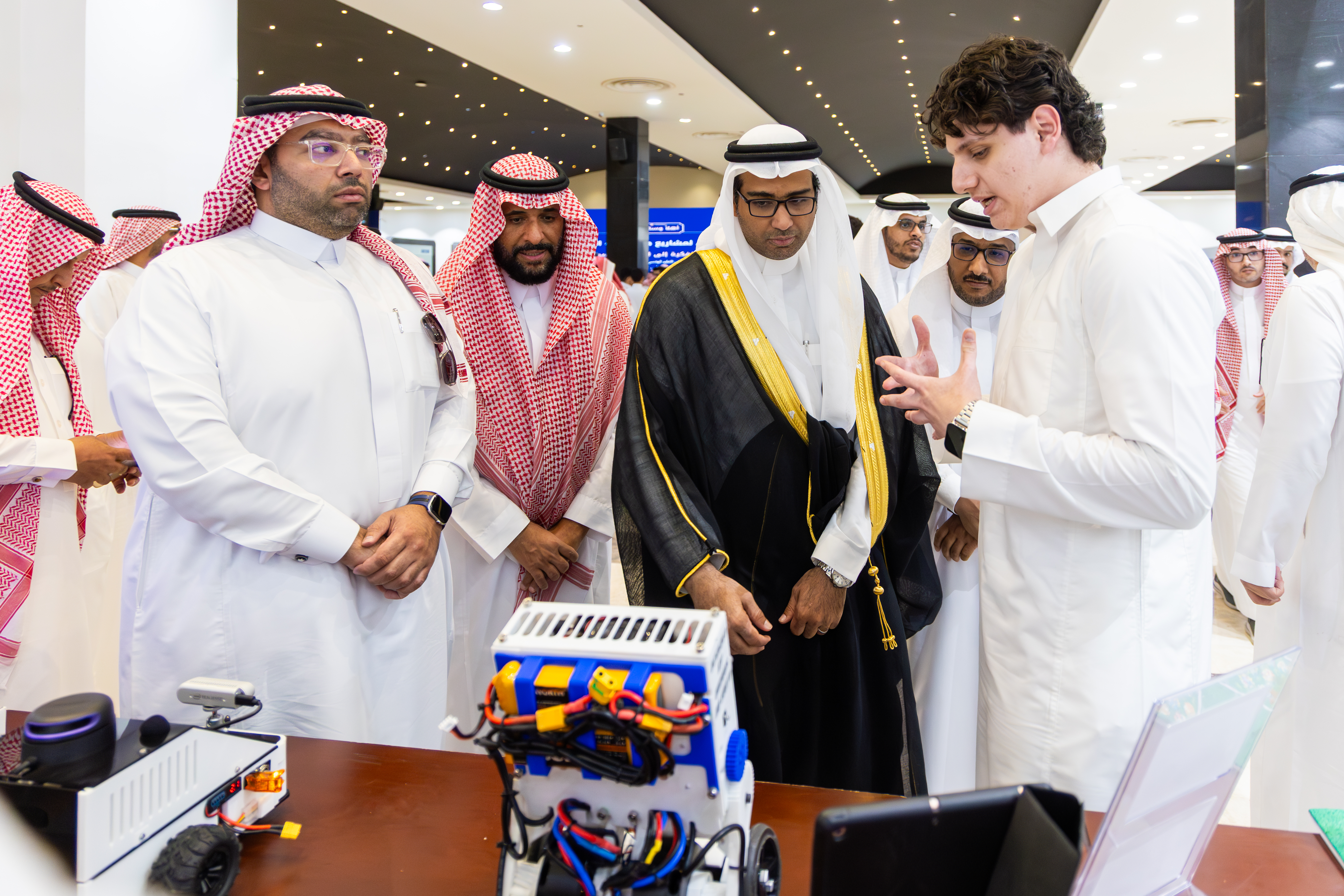 تحت رعاية رئيس الجامعة الإسلامية.. كلية الهندسة تنظّم المعرض السنوي الثاني للمشاريع الابتكارية لطلابها - 26