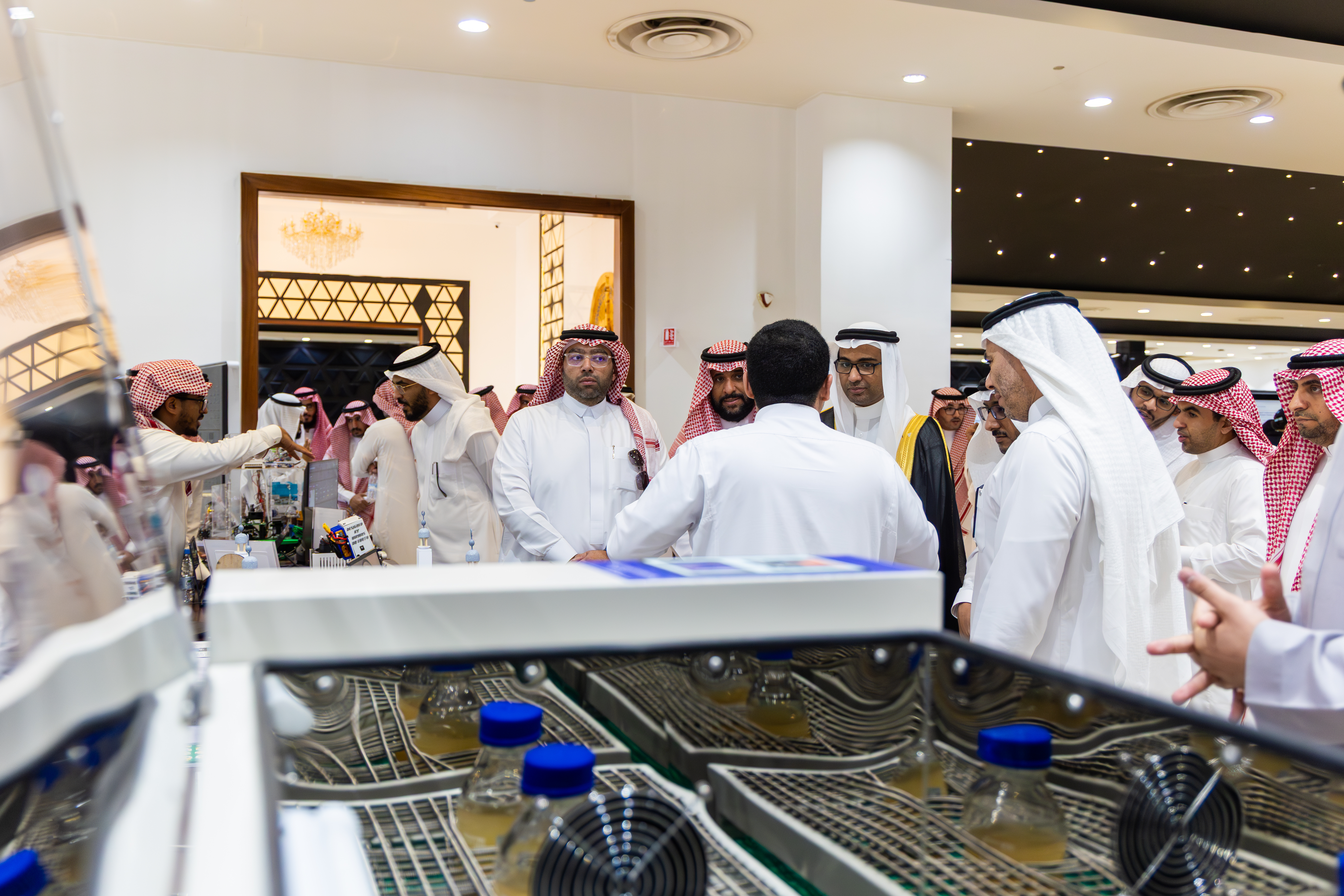 تحت رعاية رئيس الجامعة الإسلامية.. كلية الهندسة تنظّم المعرض السنوي الثاني للمشاريع الابتكارية لطلابها - 27